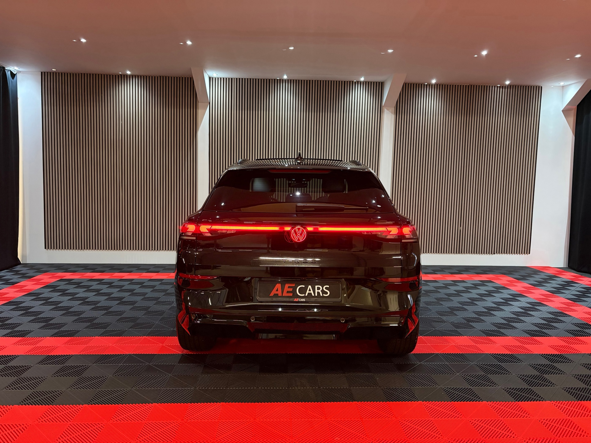Volkswagen T-Roc 1.5 eTsi R-Line First Edition 2026 (2026), foto 15