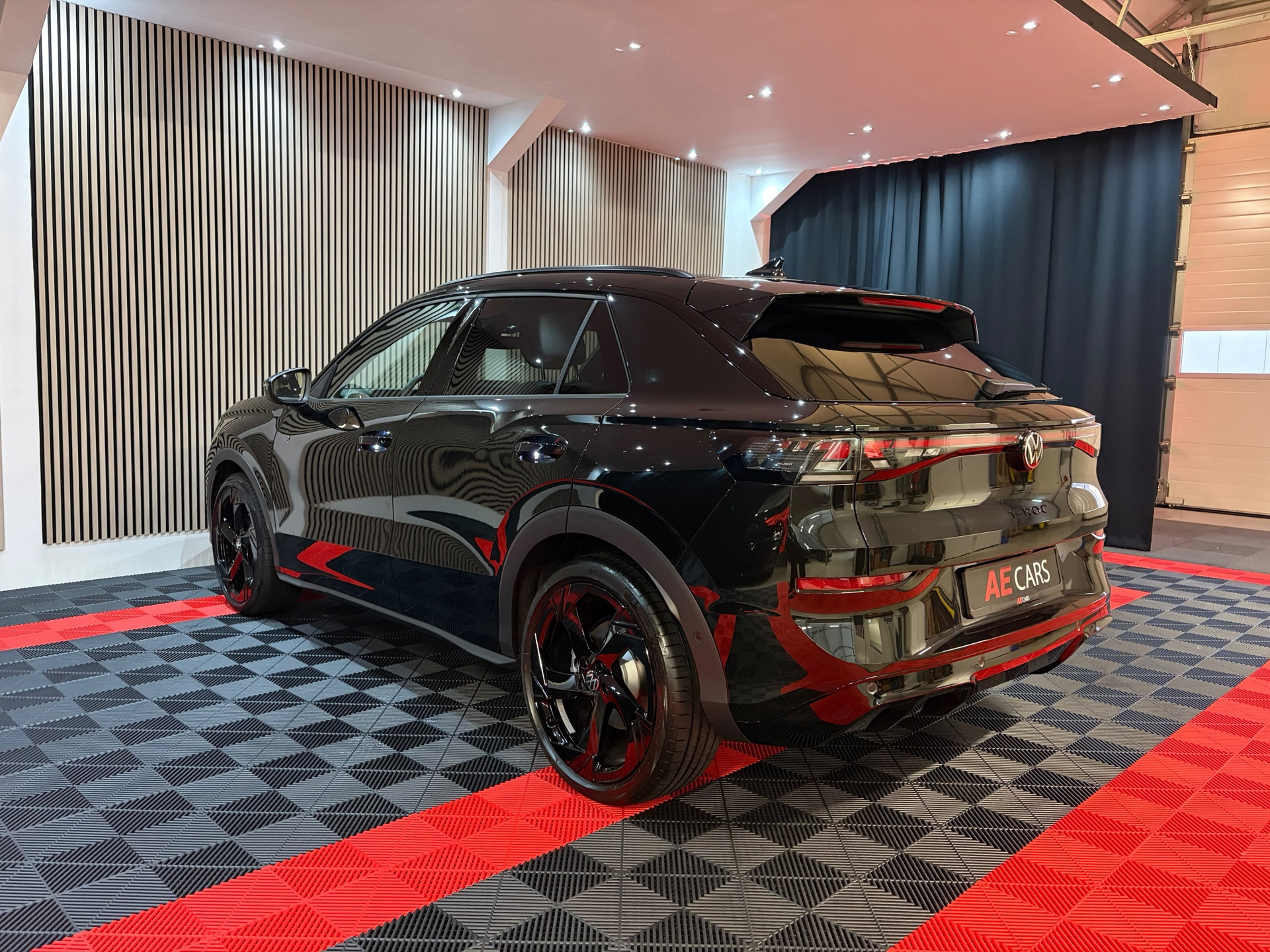 Volkswagen T-Roc 1.5 eTsi R-Line First Edition 2026 (2026), foto 18