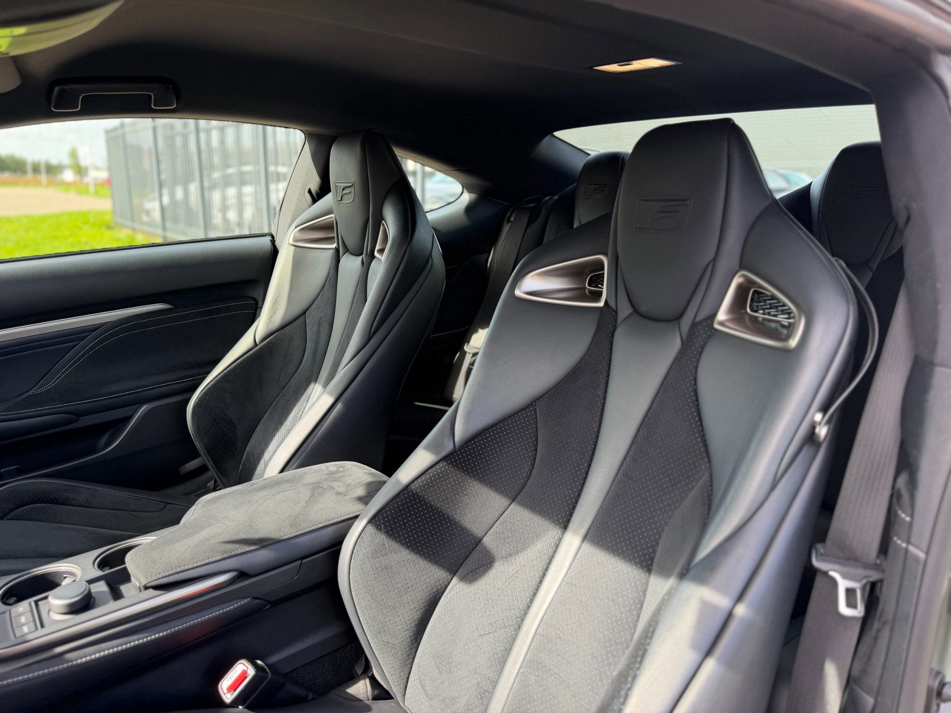 Lexus RC F 5.0 V8 477PK 2016 (2016), foto 22