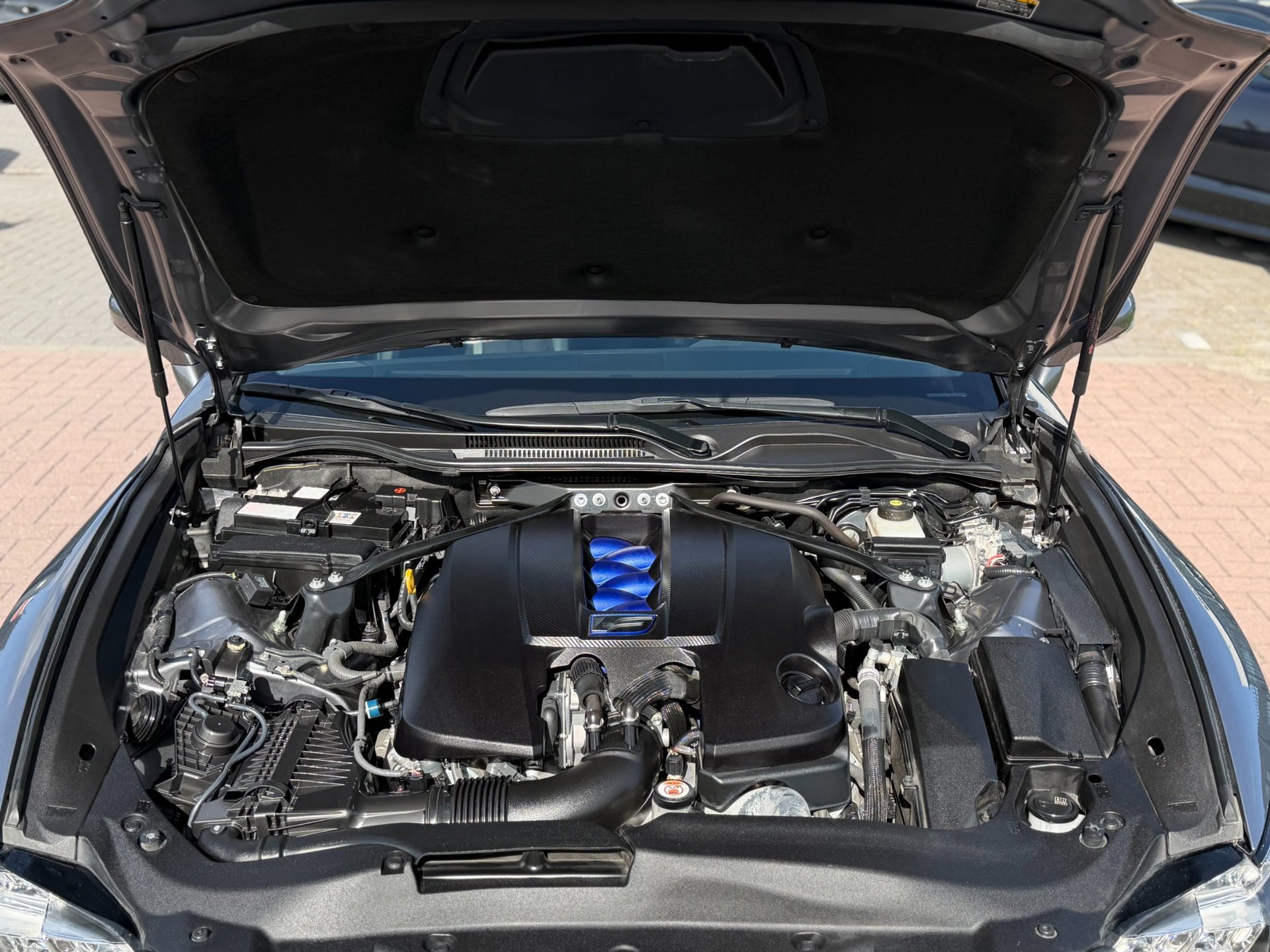 Lexus RC F 5.0 V8 477PK 2016 (2016), foto 45