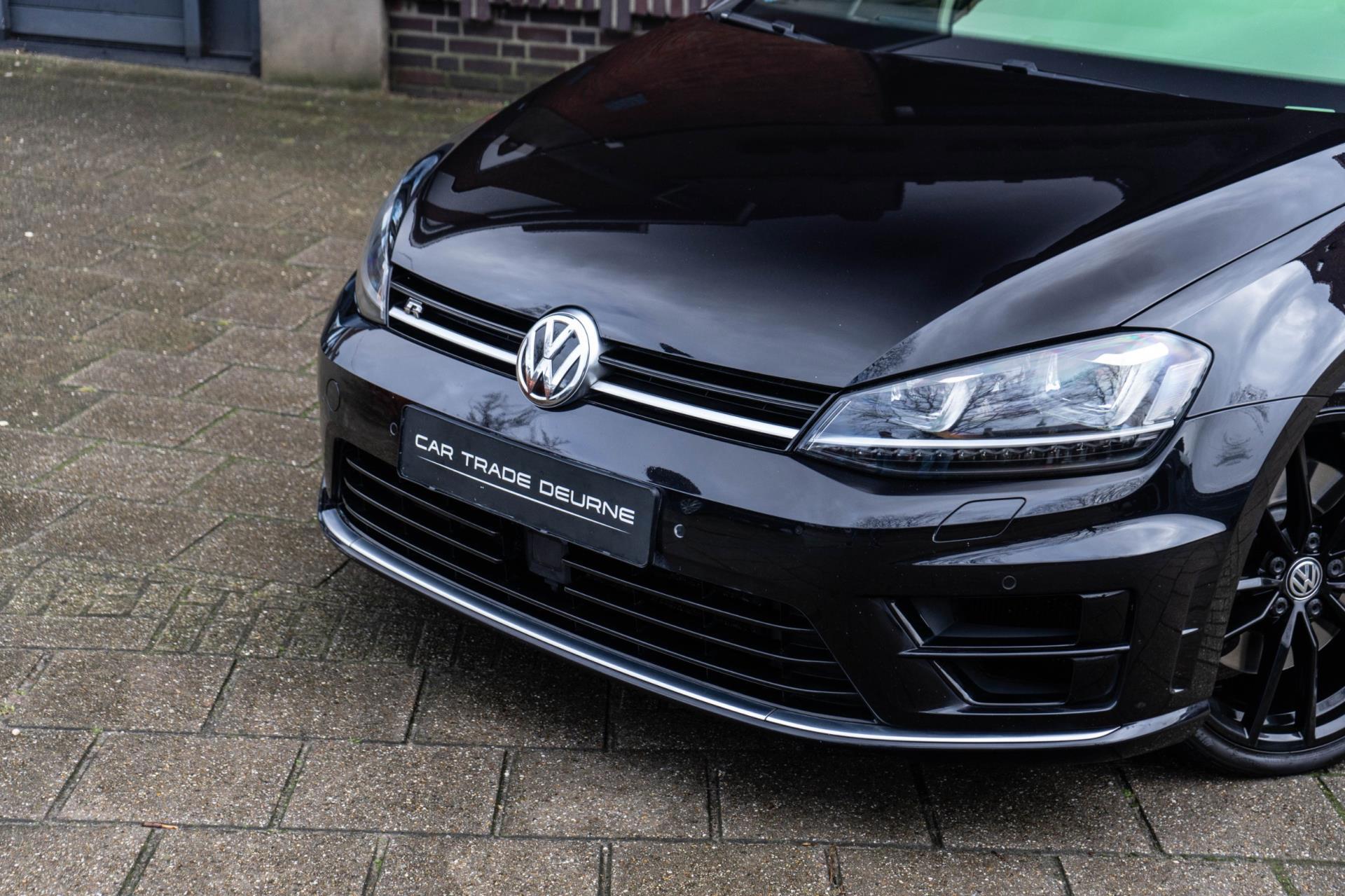Volkswagen Golf 2.0 TSI R 4Motion (2016), foto 2