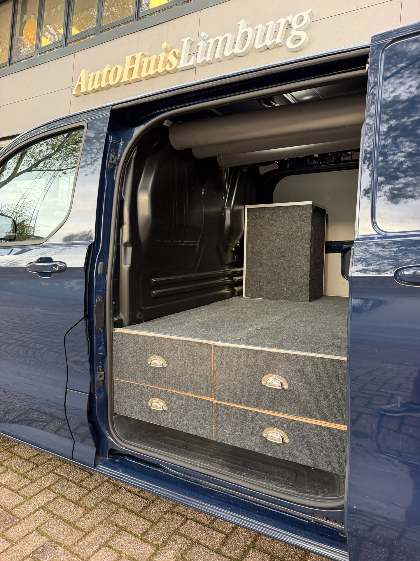 Ford Transit Custom 320 2.0 TDCI L1H1 Limited (2024), foto 13