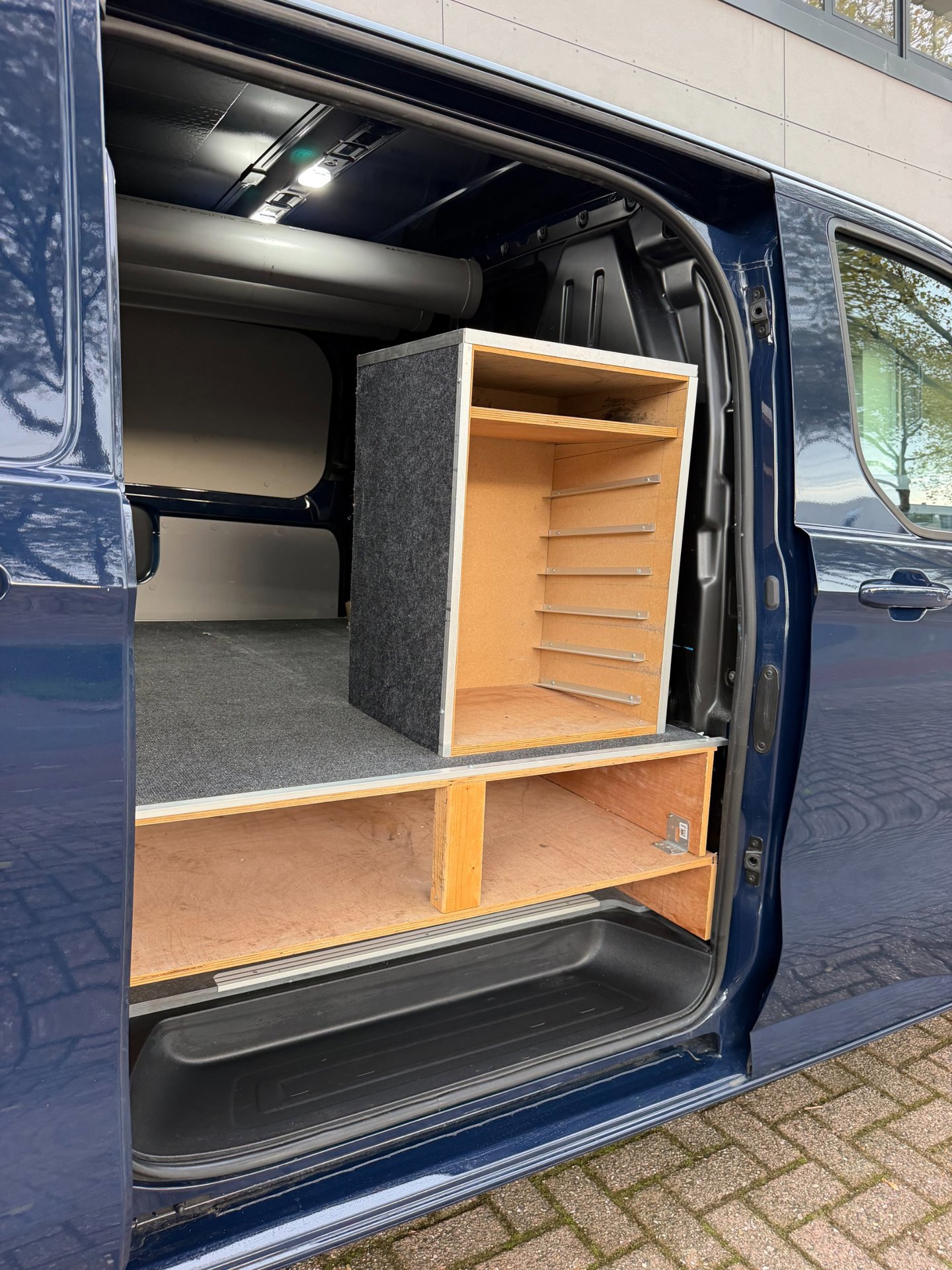 Ford Transit Custom 320 2.0 TDCI L1H1 Limited (2024), foto 15