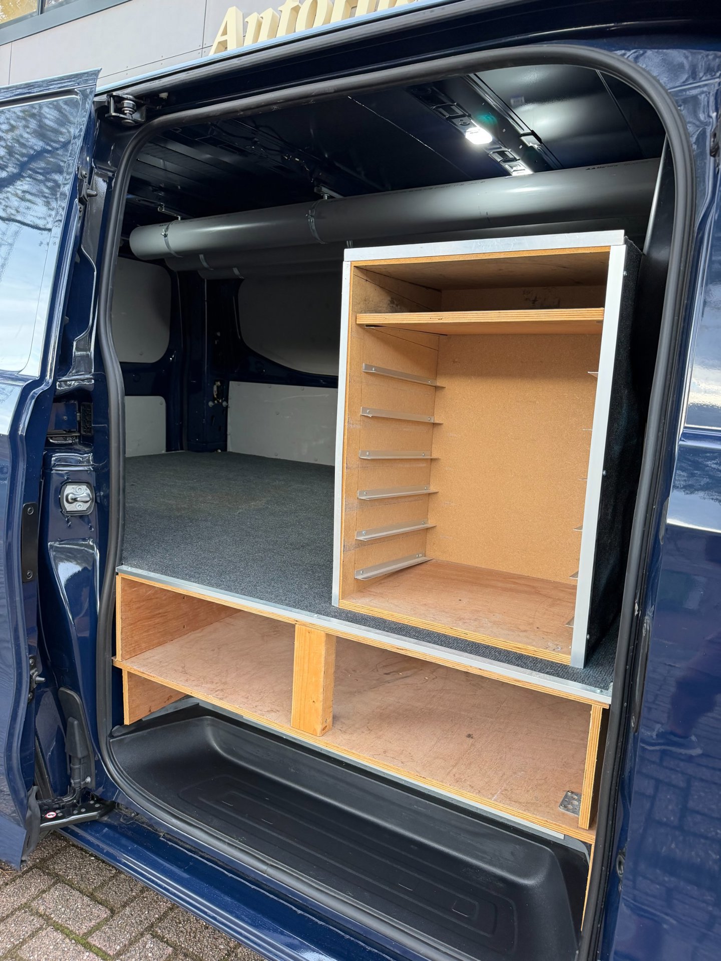 Ford Transit Custom 320 2.0 TDCI L1H1 Limited (2024), foto 16