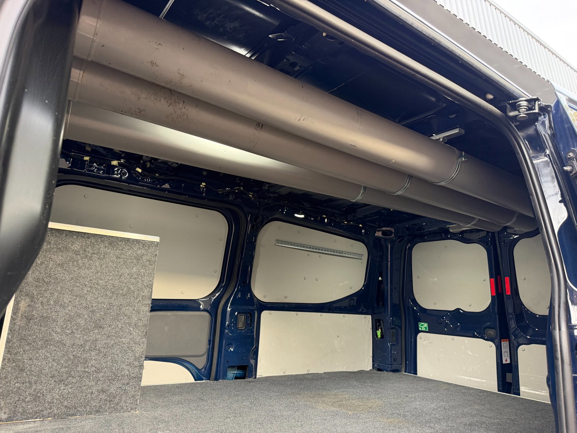 Ford Transit Custom 320 2.0 TDCI L1H1 Limited (2024), foto 22