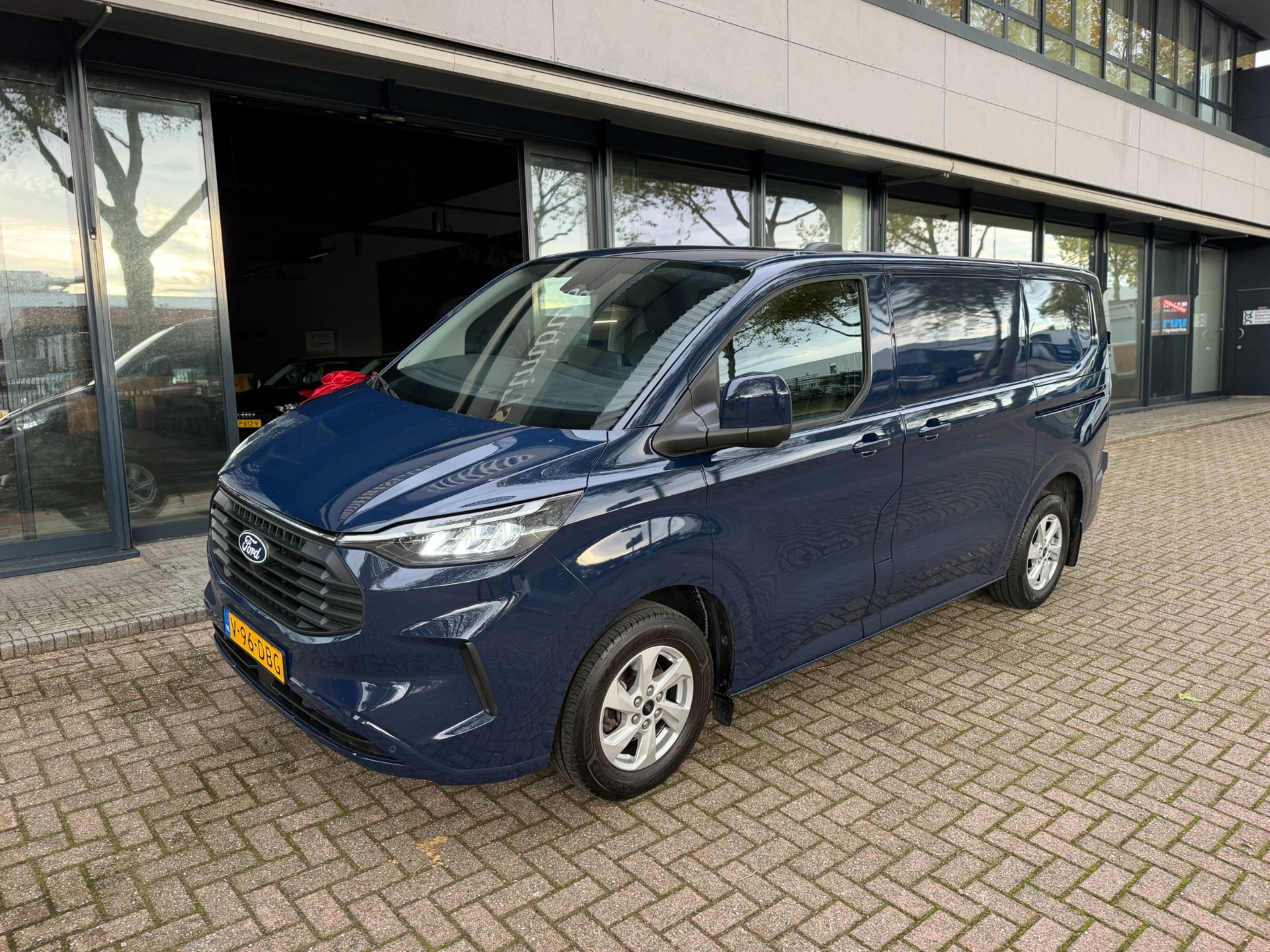 Ford Transit Custom 320 2.0 TDCI L1H1 Limited (2024), foto 24