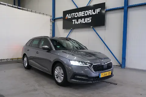 Skoda Octavia Combi 1.0 e-TSI Ambition (2023)