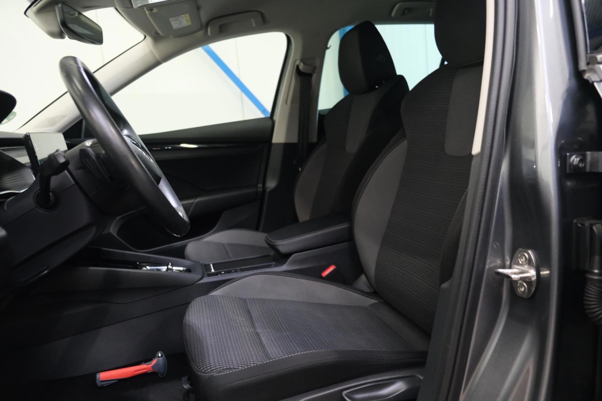 Skoda Octavia Combi 1.0 e-TSI Ambition (2023), foto 11
