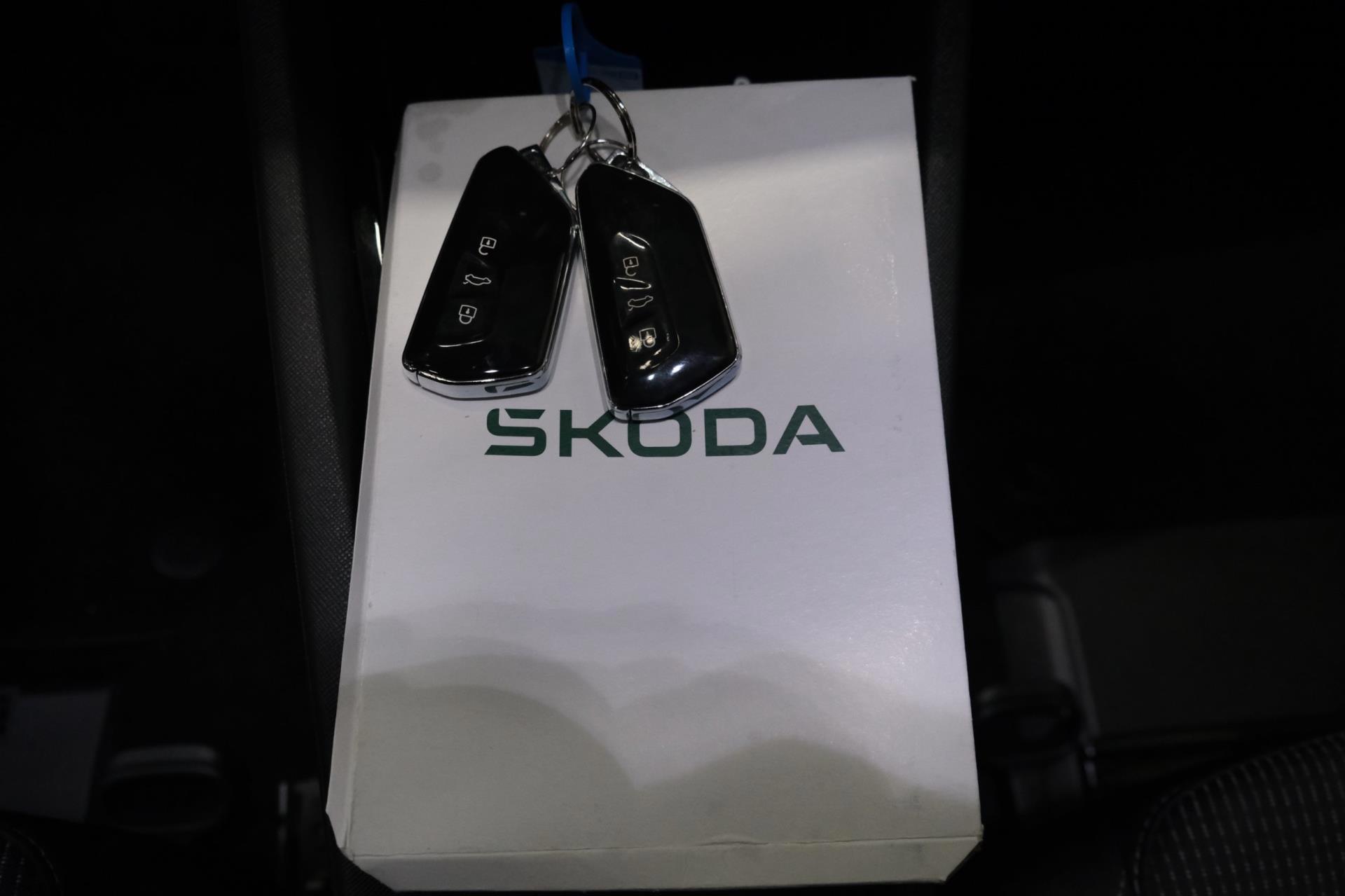Skoda Octavia Combi 1.0 e-TSI Ambition (2023), foto 23