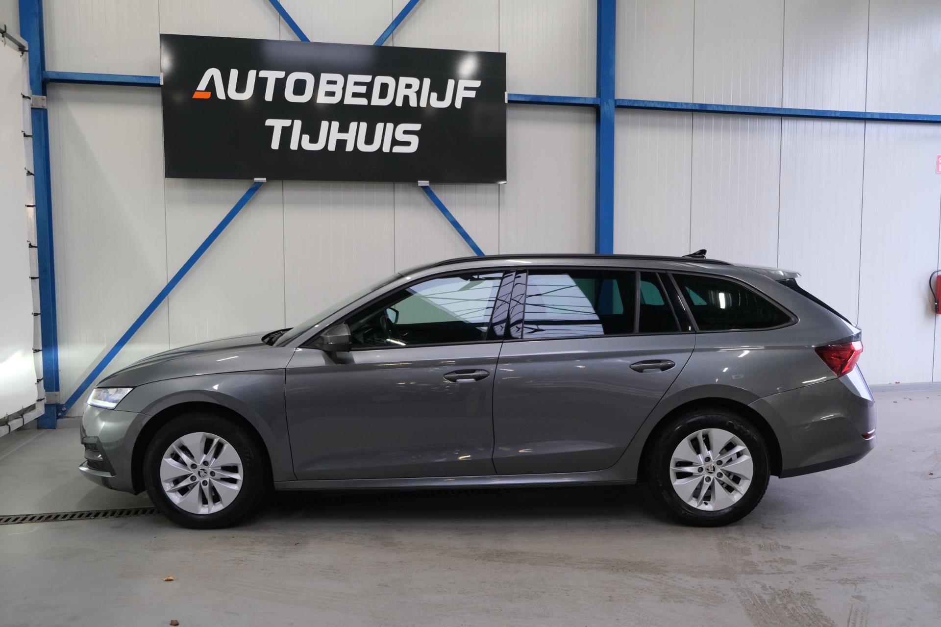 Skoda Octavia Combi 1.0 e-TSI Ambition (2023), foto 5