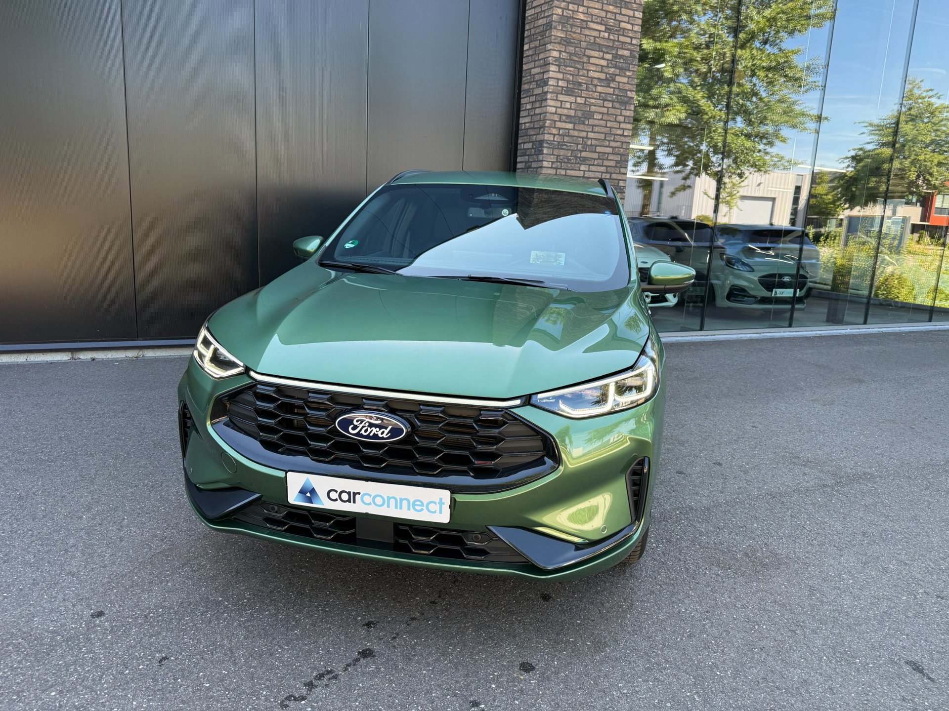 Ford Kuga 2.5 243pk PHEV ST-Line (2026), foto 2