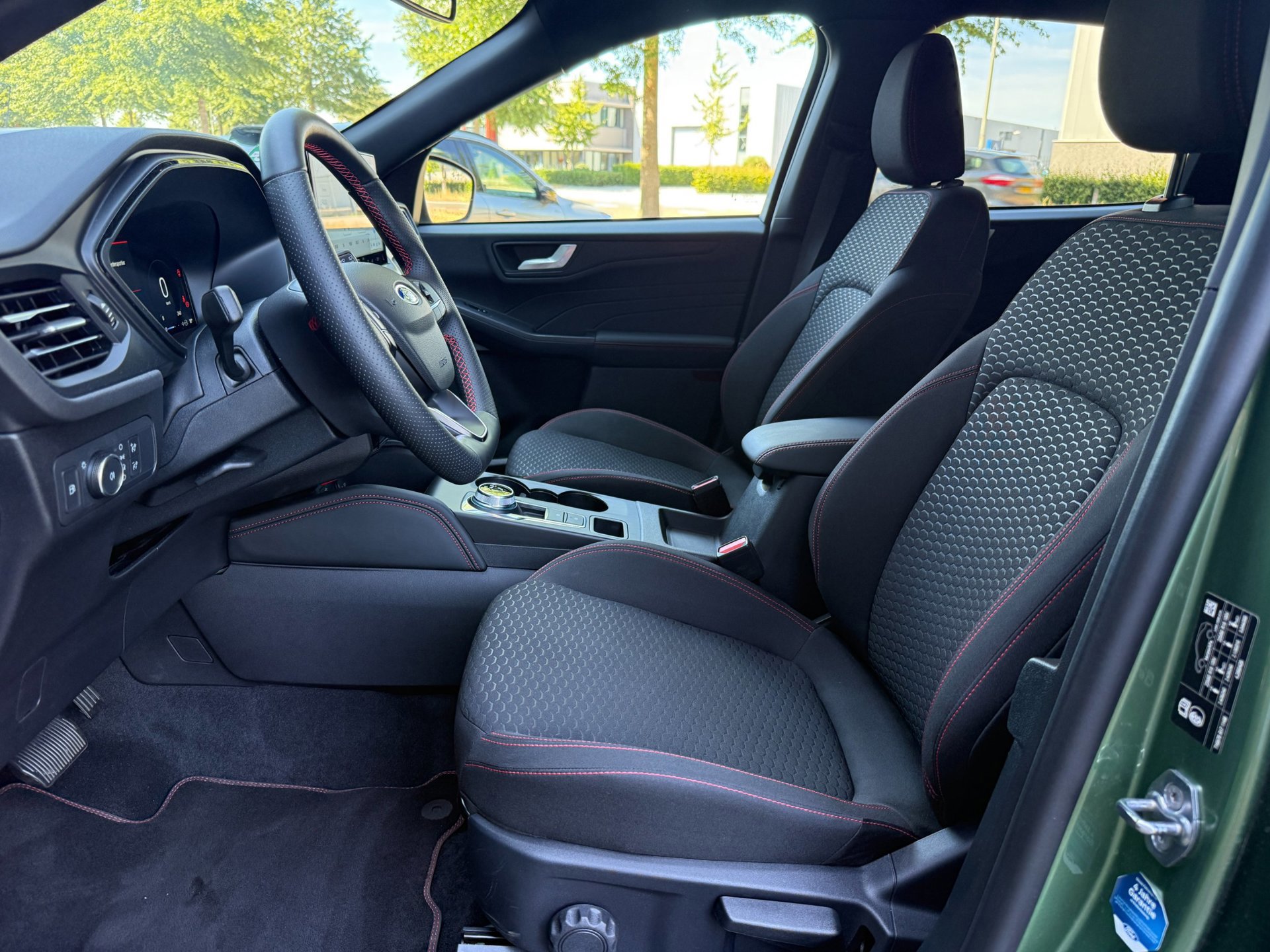Ford Kuga 2.5 243pk PHEV ST-Line (2026), foto 8