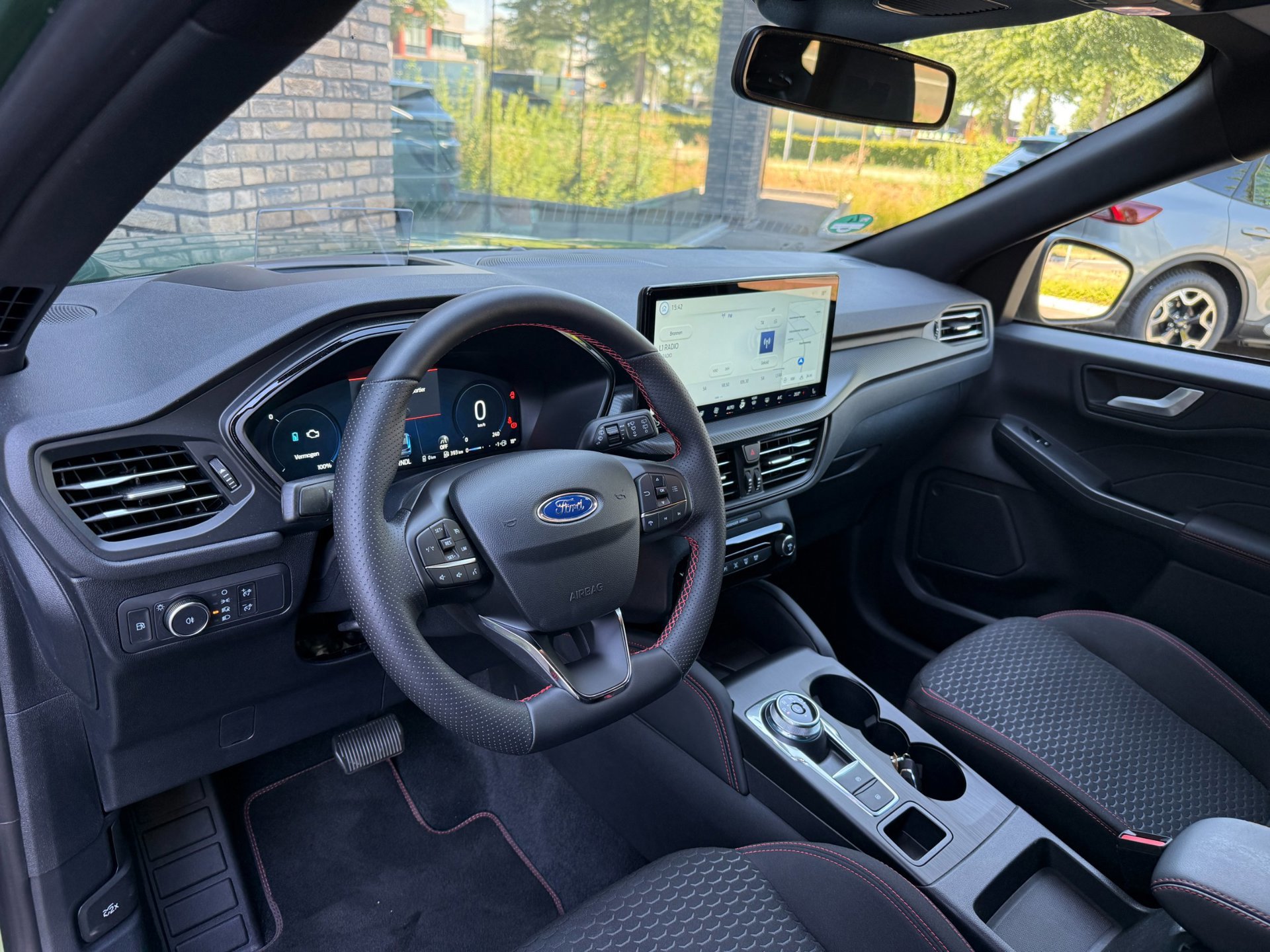 Ford Kuga 2.5 243pk PHEV ST-Line (2026), foto 10