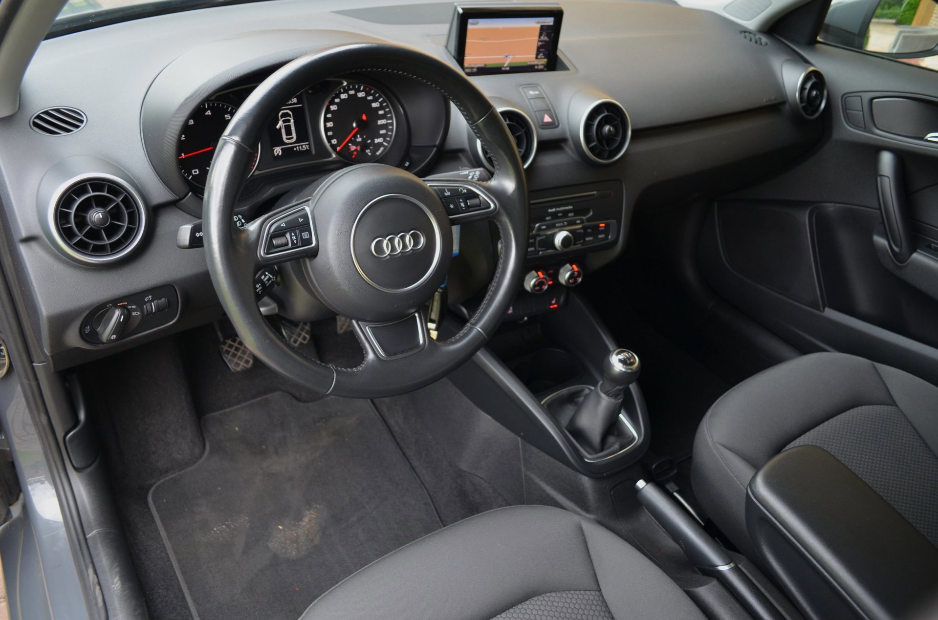 Audi A1 Sportback 1.0 TFSI Sport Pro Line (2017), foto 9