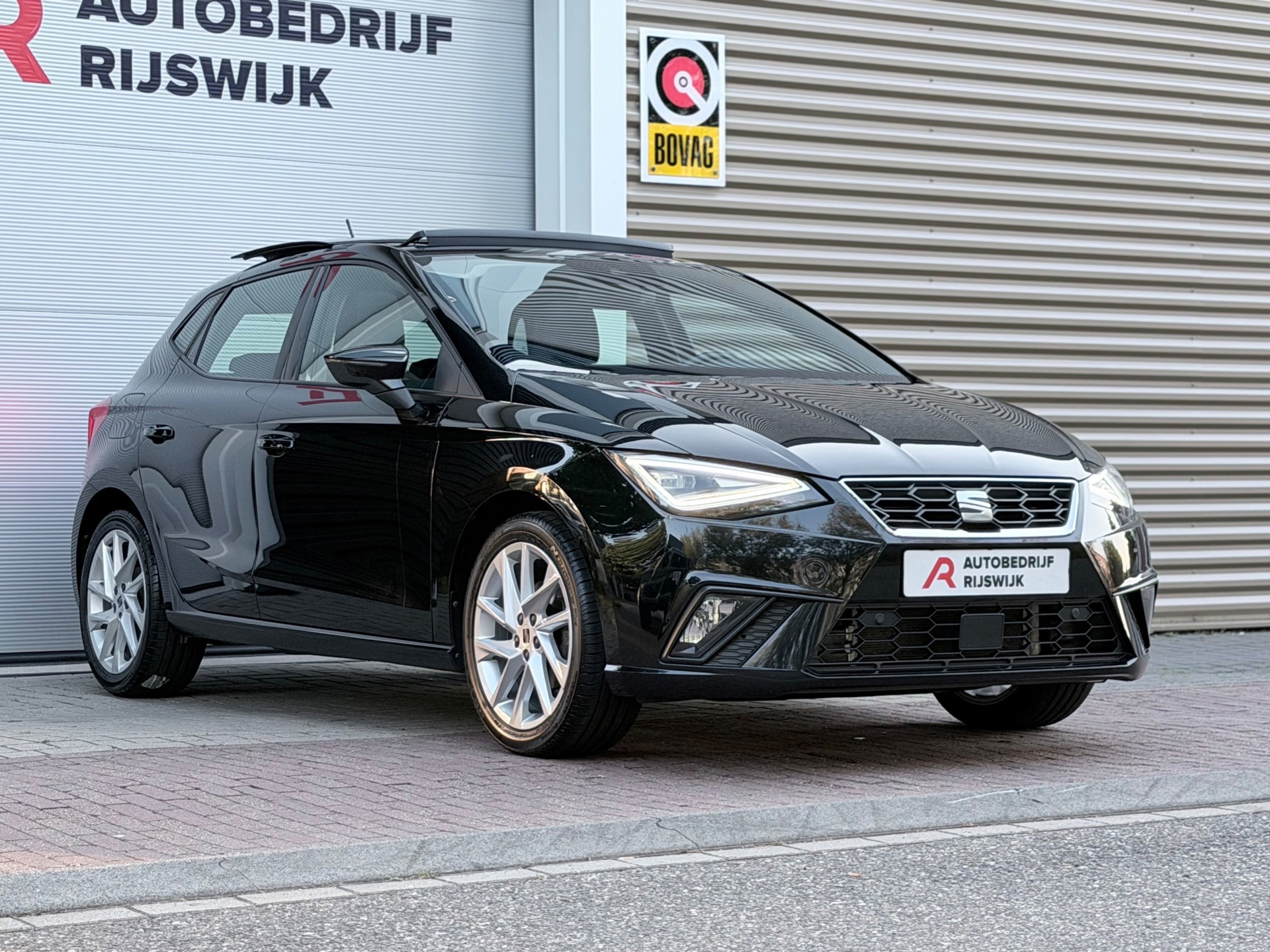 Seat Ibiza 1.0 EcoTSI FR (2023), foto 10