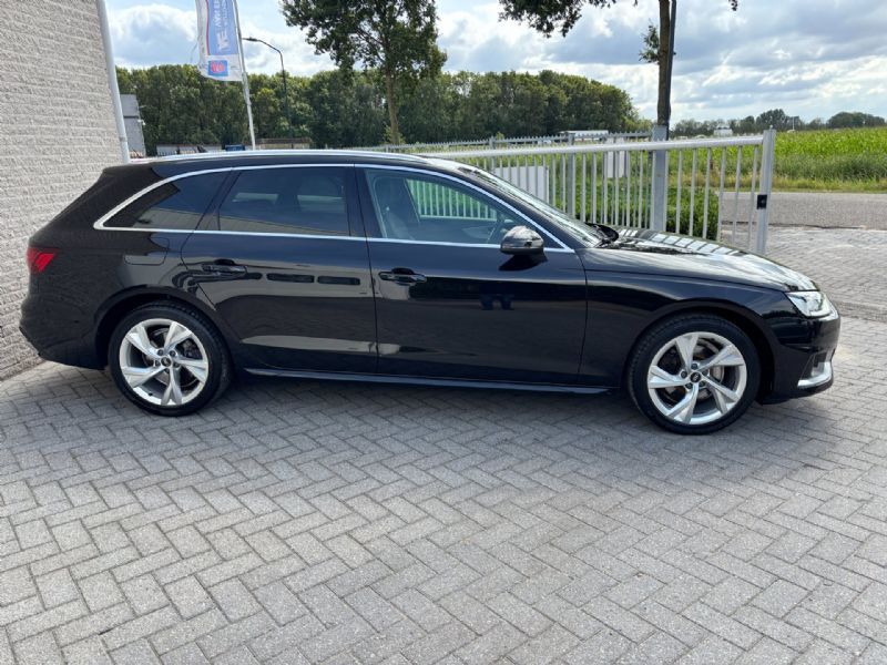 Audi A4 Avant 35 TFSI Business Edition ELEC.AKLEP (2021), foto 3