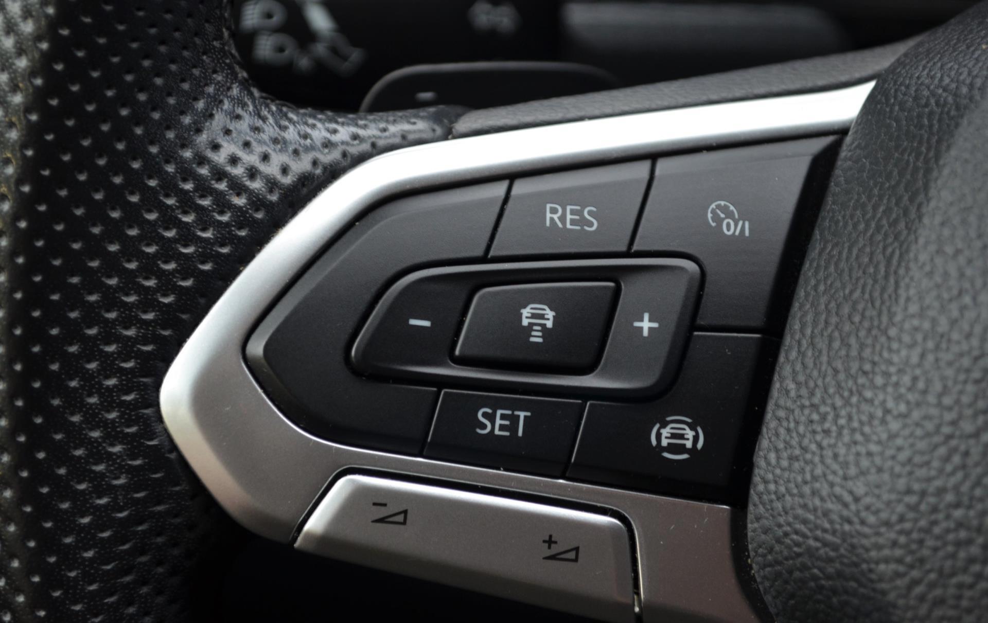Volkswagen T-Cross 1.0 TSI Style (2019), foto 14