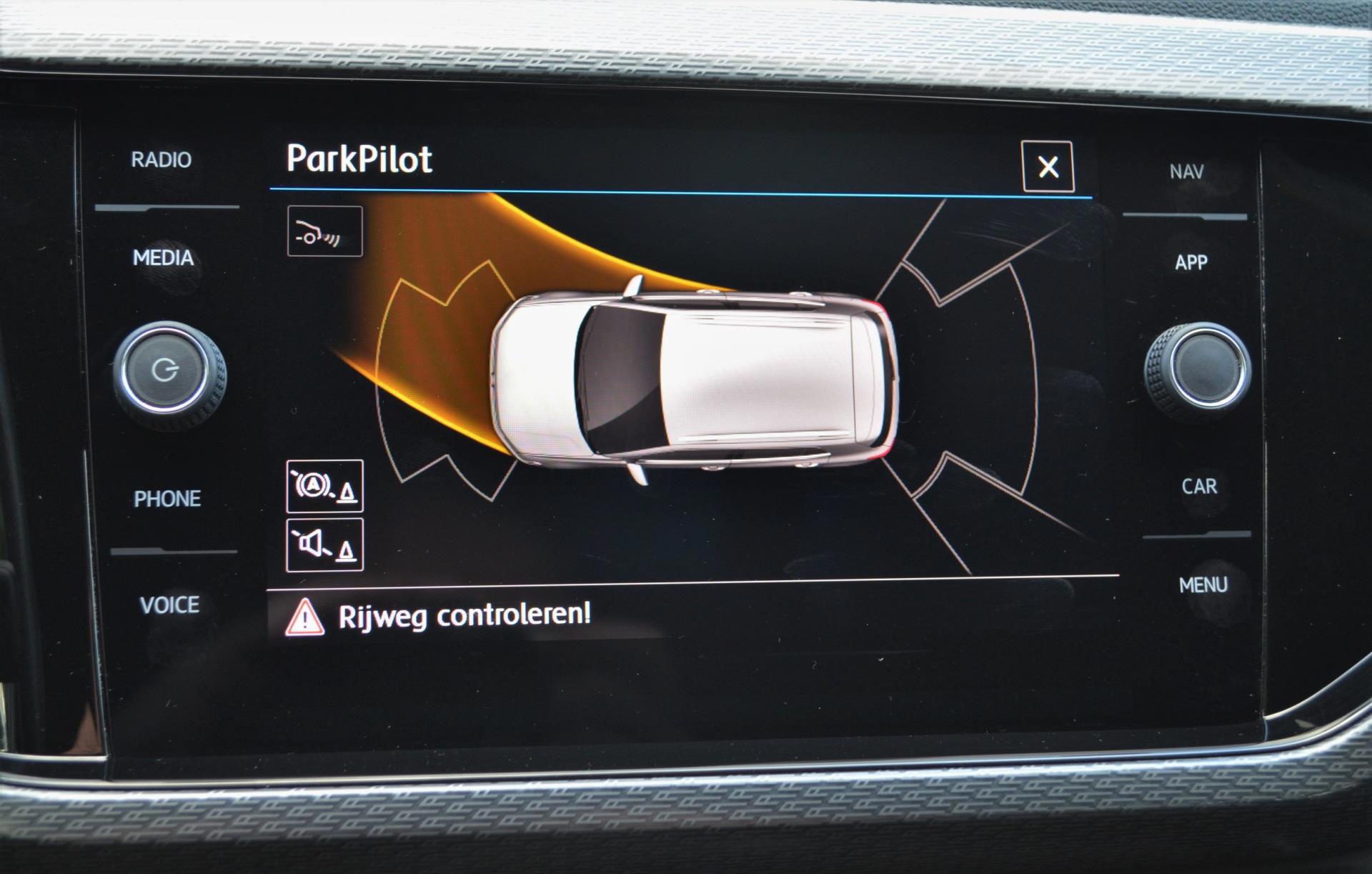 Volkswagen T-Cross 1.0 TSI Style (2019), foto 19