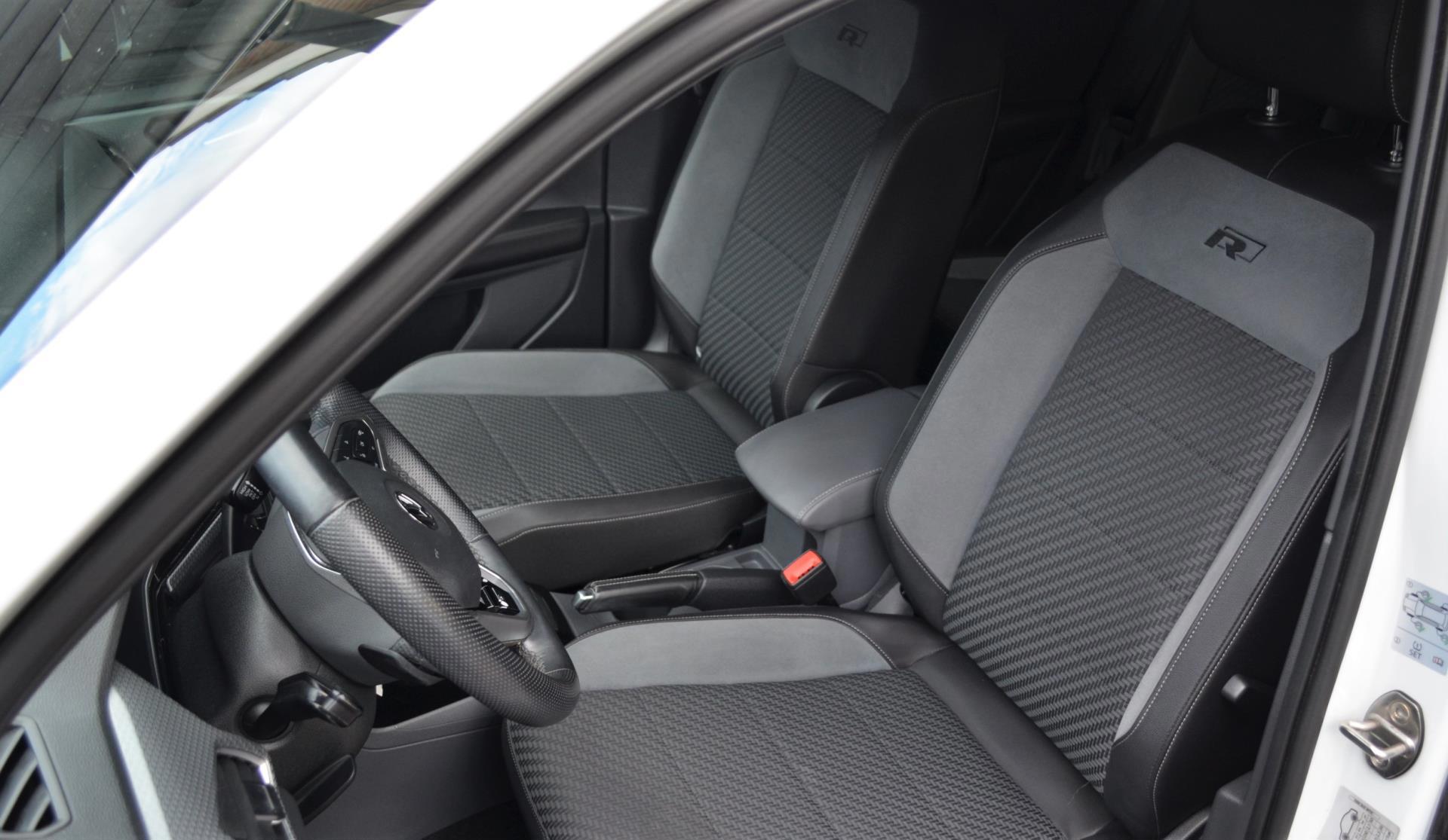 Volkswagen T-Cross 1.0 TSI Style (2019), foto 10