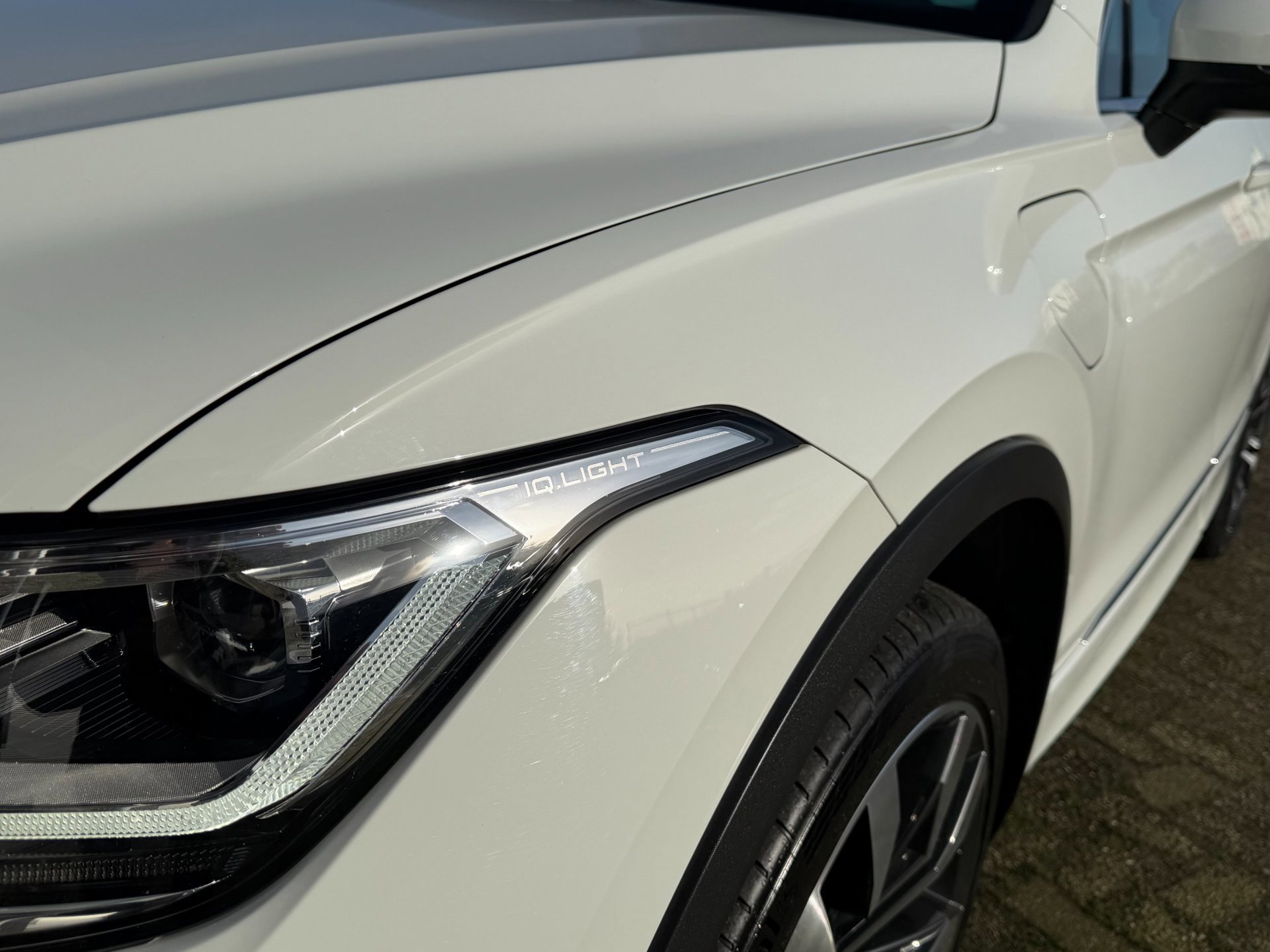 Volkswagen Tiguan 1.4 TSI eHybrid R-Line Business (2022), foto 12