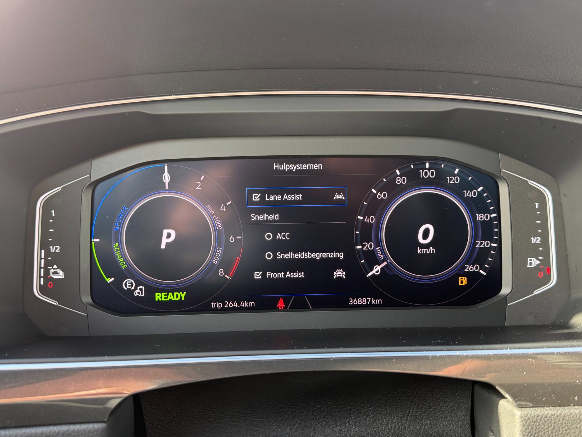 Volkswagen Tiguan 1.4 TSI eHybrid R-Line Business (2022), foto 19