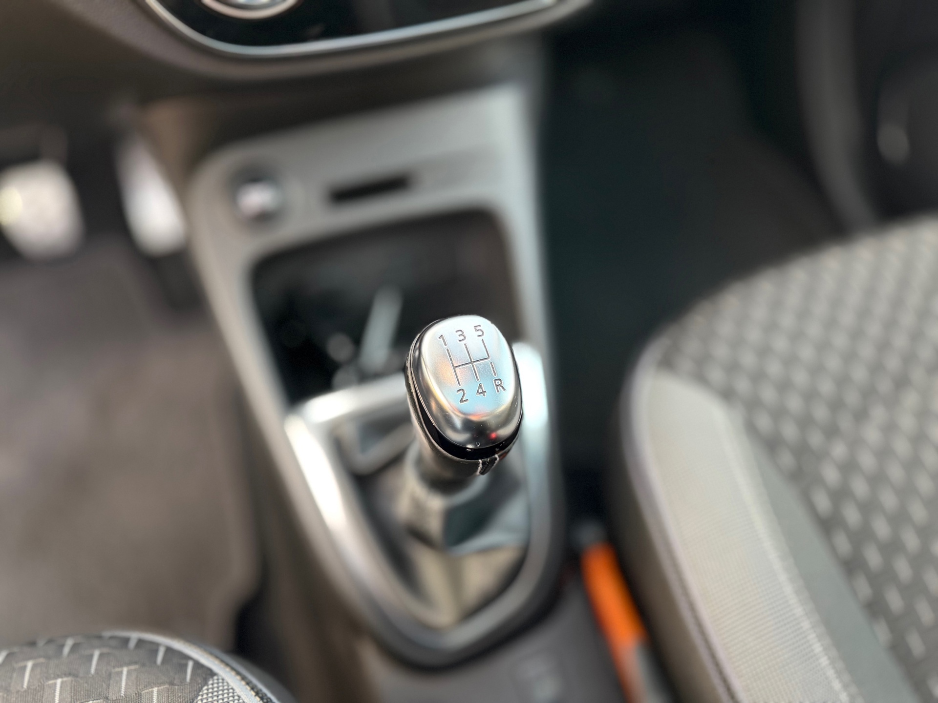 Renault Captur 0.9 TCe Intens (2017), foto 19