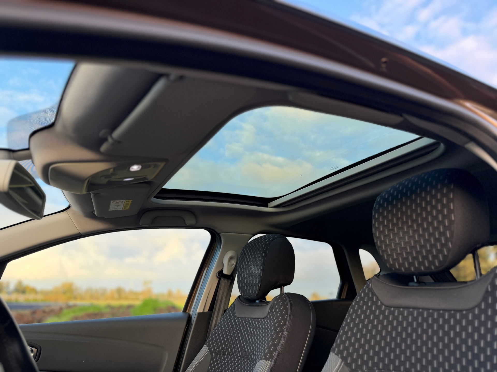 Renault Captur 0.9 TCe Intens (2017), foto 25