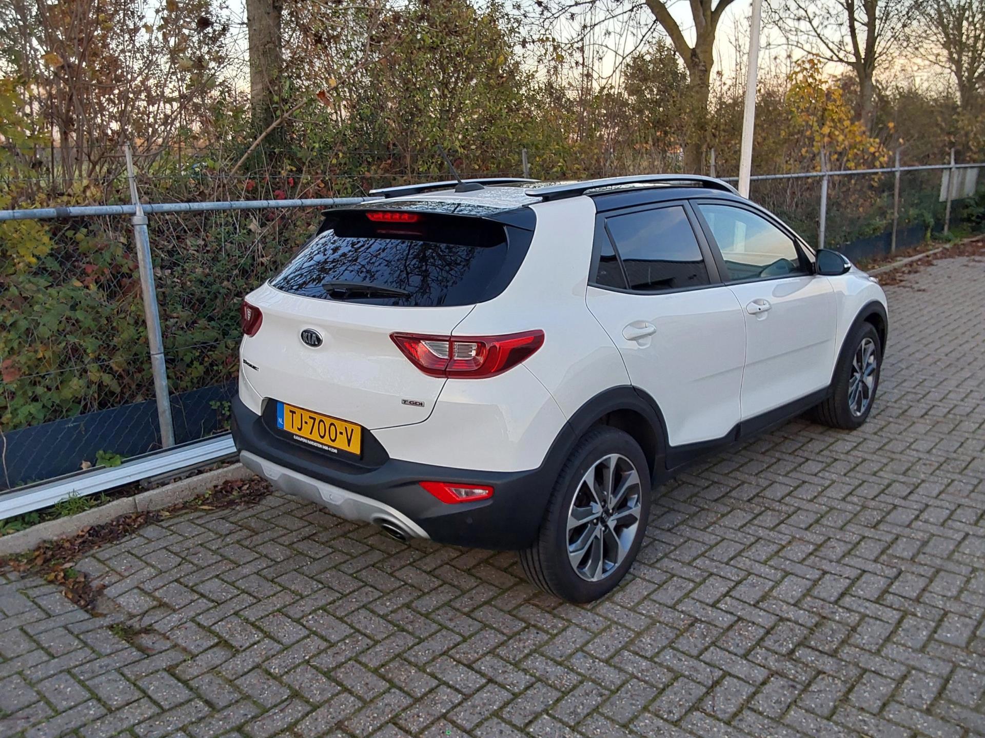 Kia Stonic 1.0 T-GDi DynamicLine (2018), foto 2