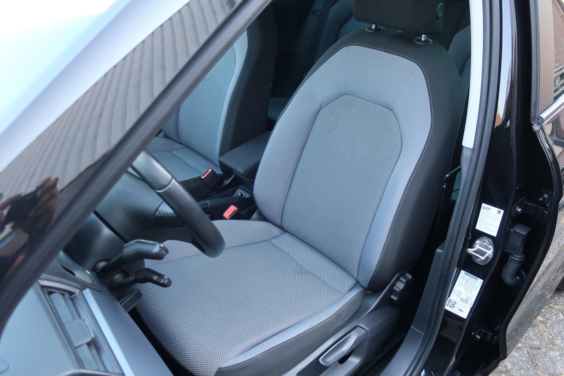 Seat Arona 1.0 TSI Style Business Int. 2e (2018), foto 12