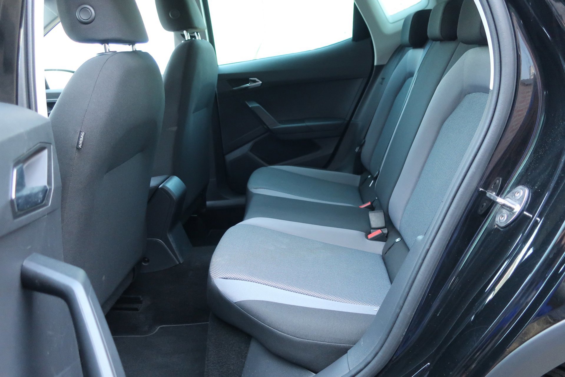 Seat Arona 1.0 TSI Style Business Int. 2e (2018), foto 14