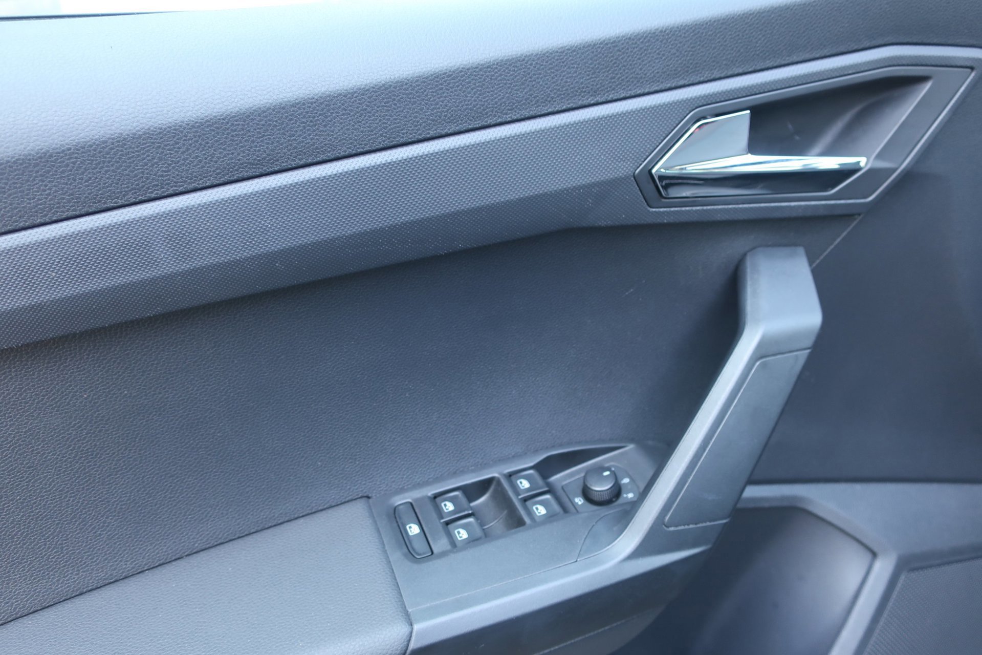 Seat Arona 1.0 TSI Style Business Int. 2e (2018), foto 15