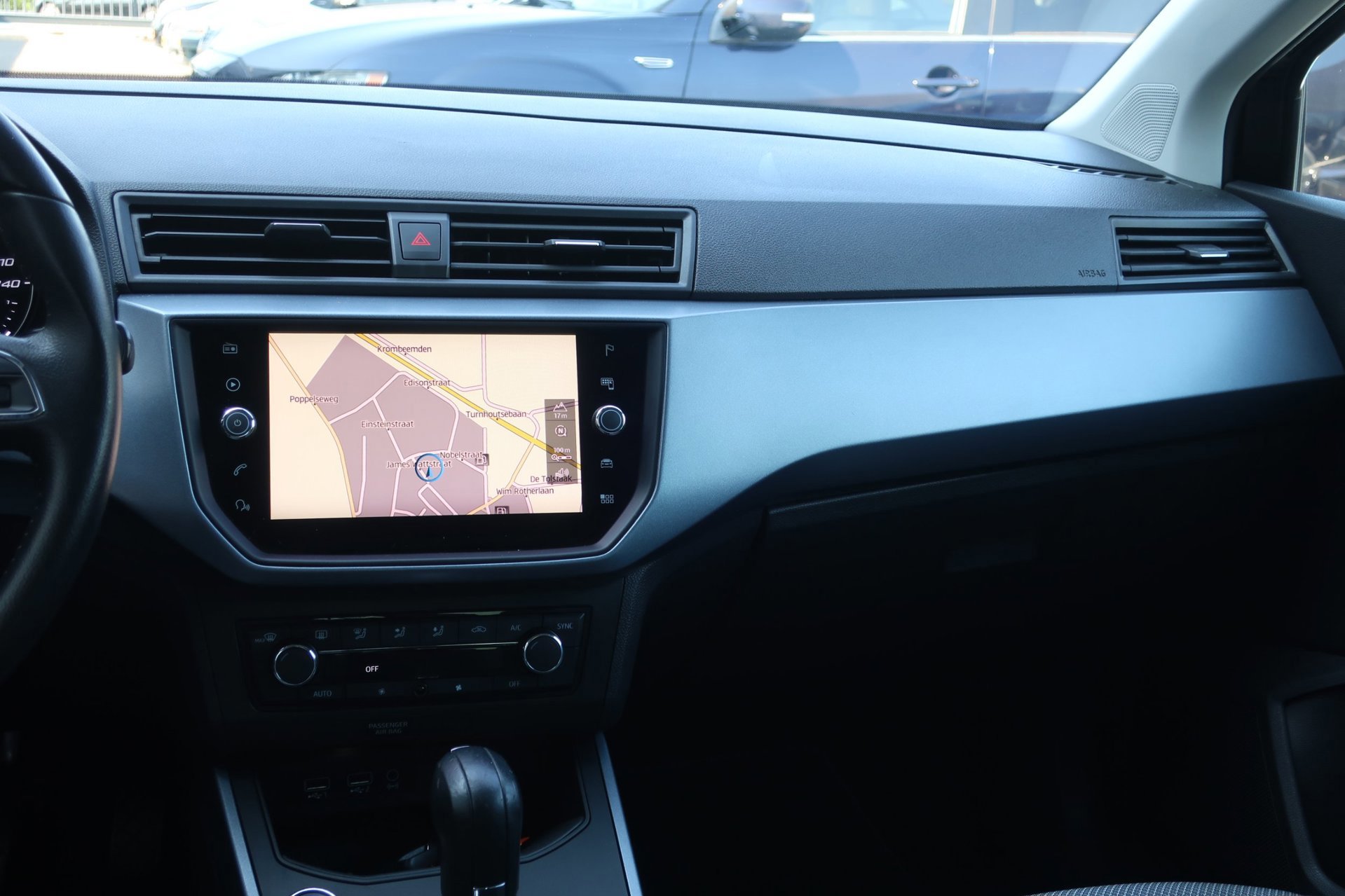 Seat Arona 1.0 TSI Style Business Int. 2e (2018), foto 18