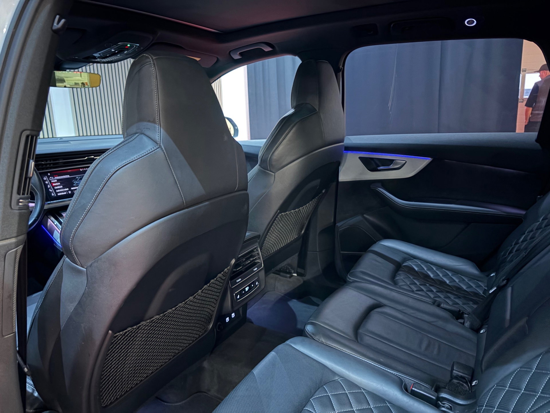Audi Q7 60 TFSI e quattro Competition Panoroma dak RS (2021), foto 26