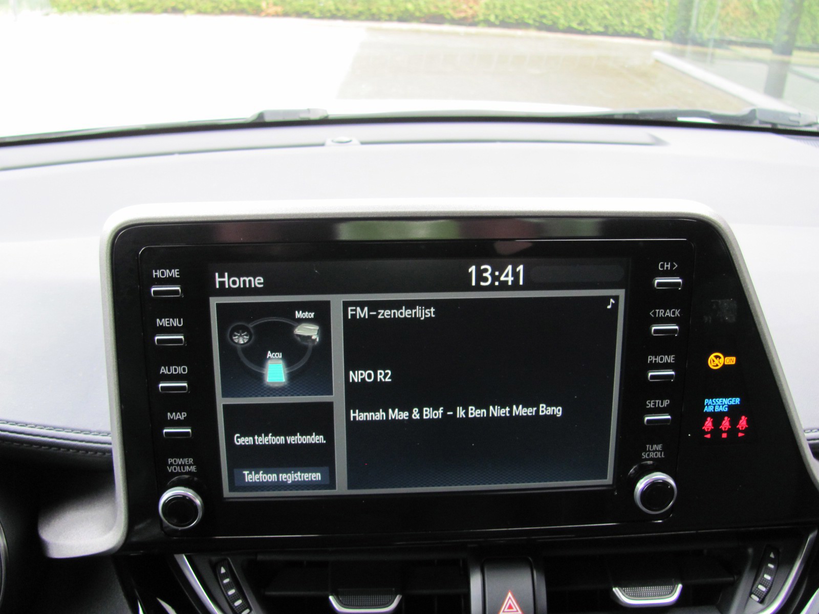 Toyota C-HR 1.8 Hybrid Bi-Tone Plus Apple Car PLay (2020), foto 12