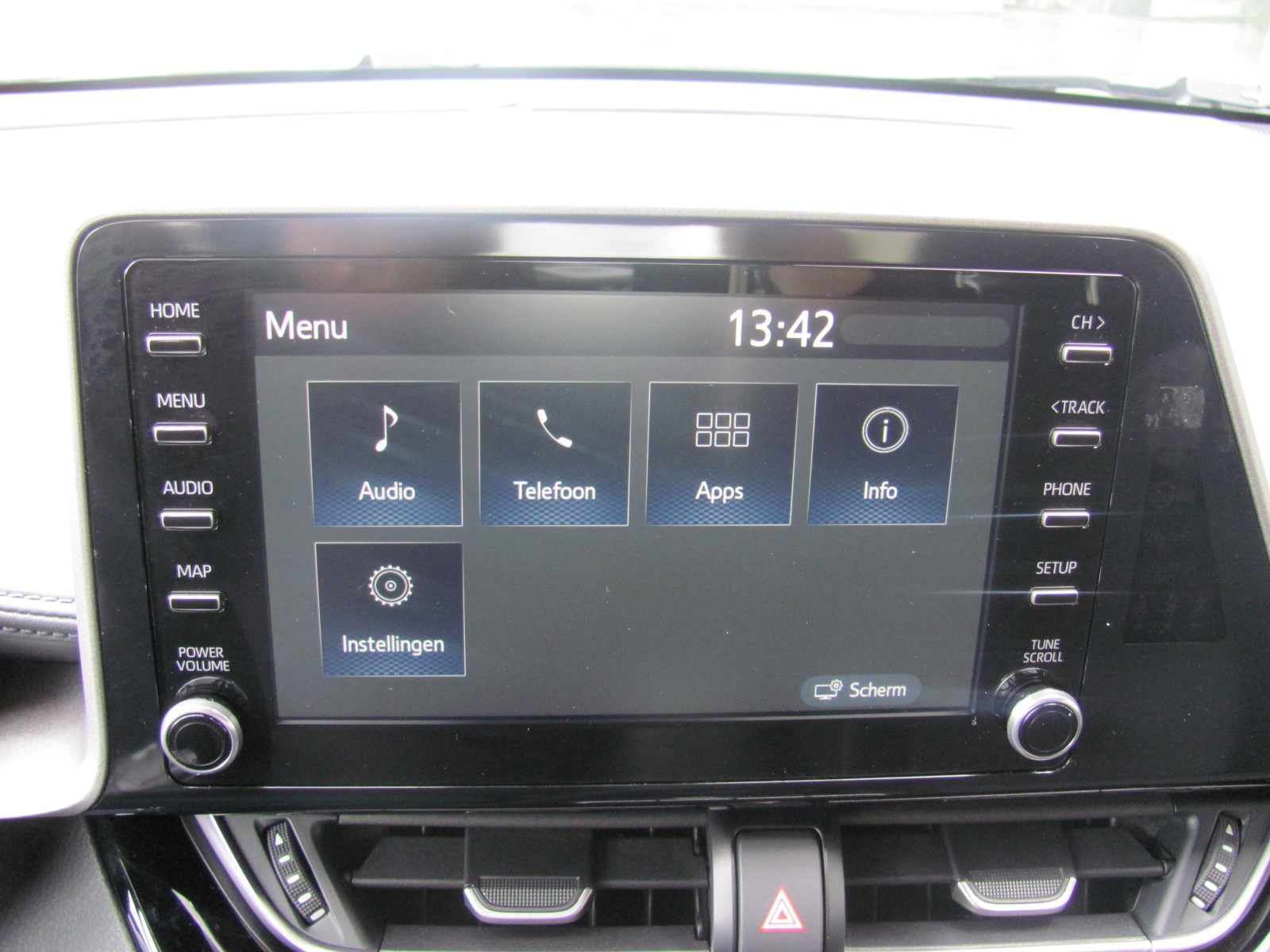 Toyota C-HR 1.8 Hybrid Bi-Tone Plus Apple Car PLay (2020), foto 14