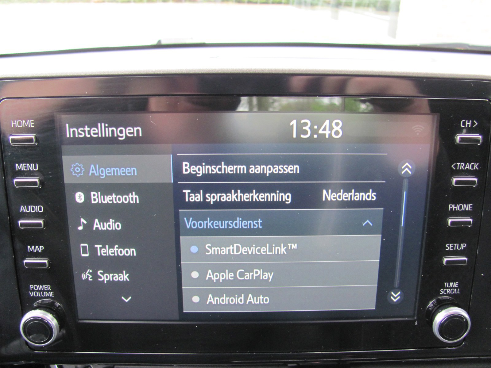 Toyota C-HR 1.8 Hybrid Bi-Tone Plus Apple Car PLay (2020), foto 15