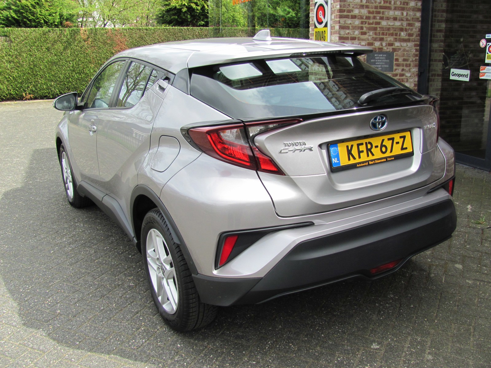 Toyota C-HR 1.8 Hybrid Bi-Tone Plus Apple Car PLay (2020), foto 3
