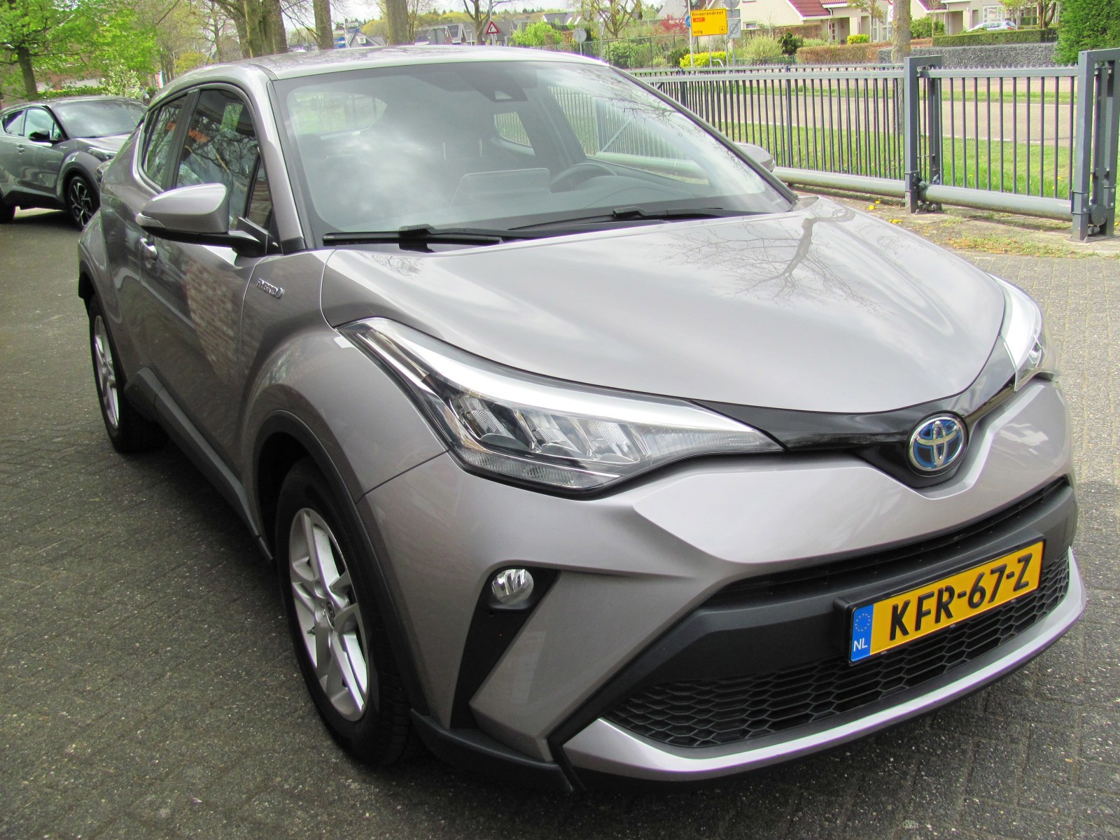 Toyota C-HR 1.8 Hybrid Bi-Tone Plus Apple Car PLay (2020), foto 5