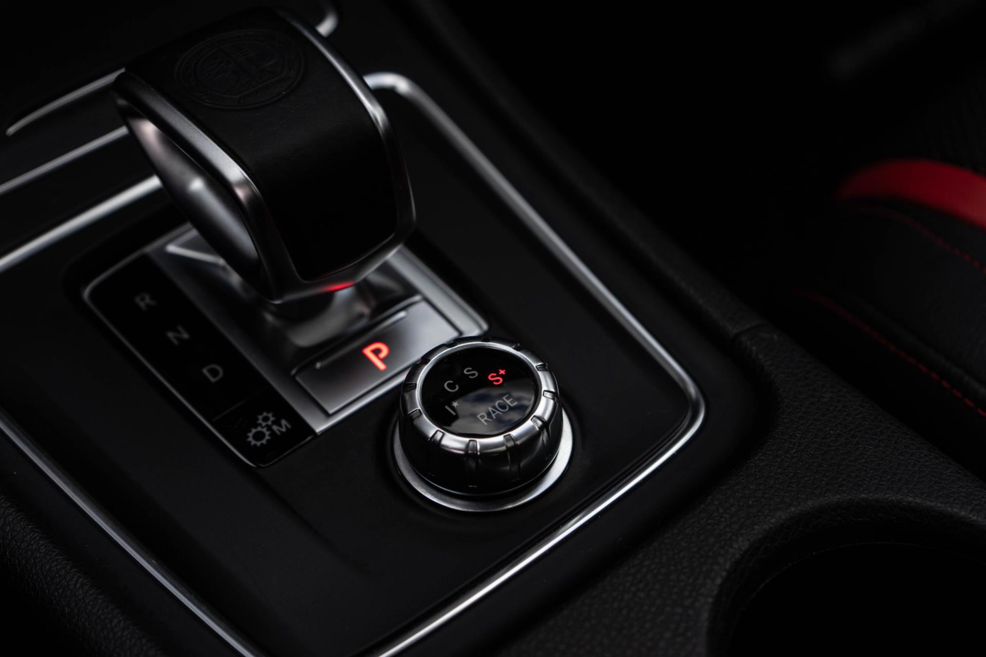 Mercedes-Benz A-klasse AMG 45 4MATIC (2016), foto 32