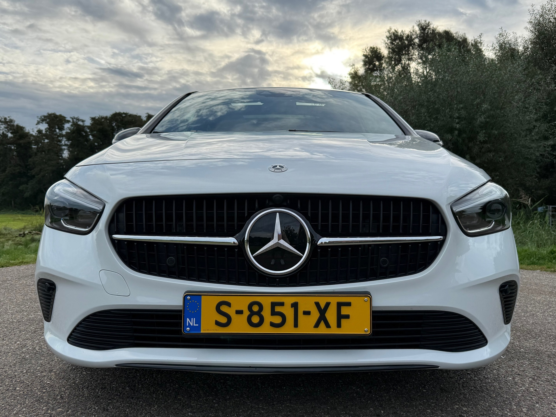 Mercedes-Benz B-klasse 180 Luxury Line (2023), foto 18
