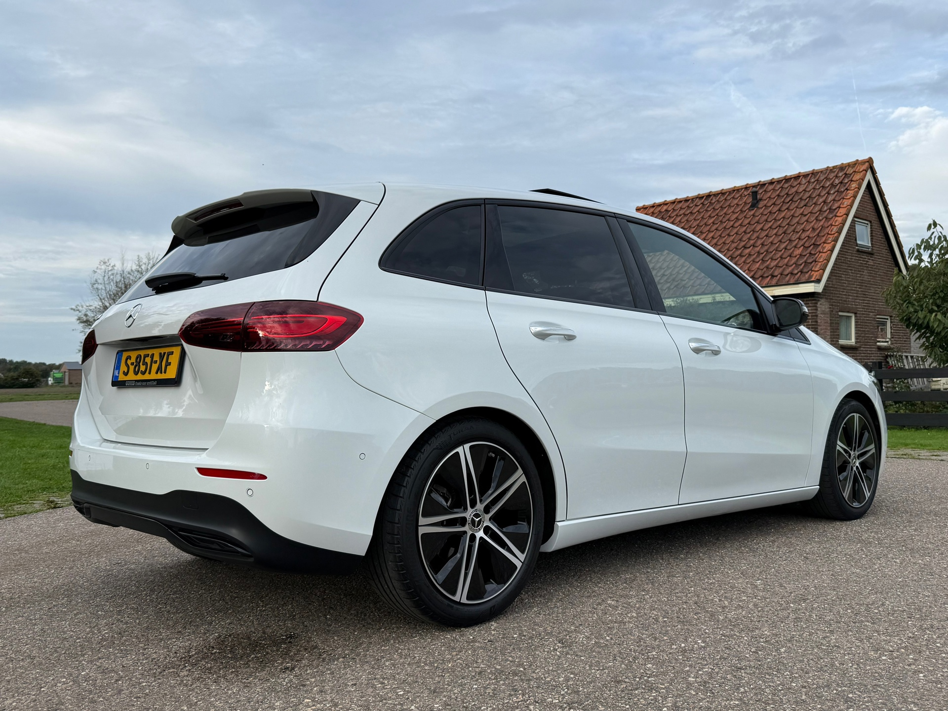 Mercedes-Benz B-klasse 180 Luxury Line (2023), foto 29