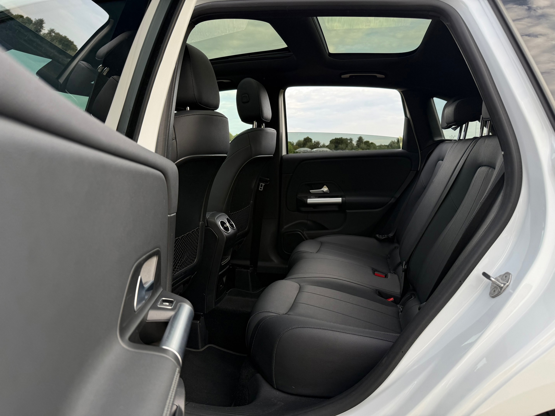 Mercedes-Benz B-klasse 180 Luxury Line (2023), foto 8