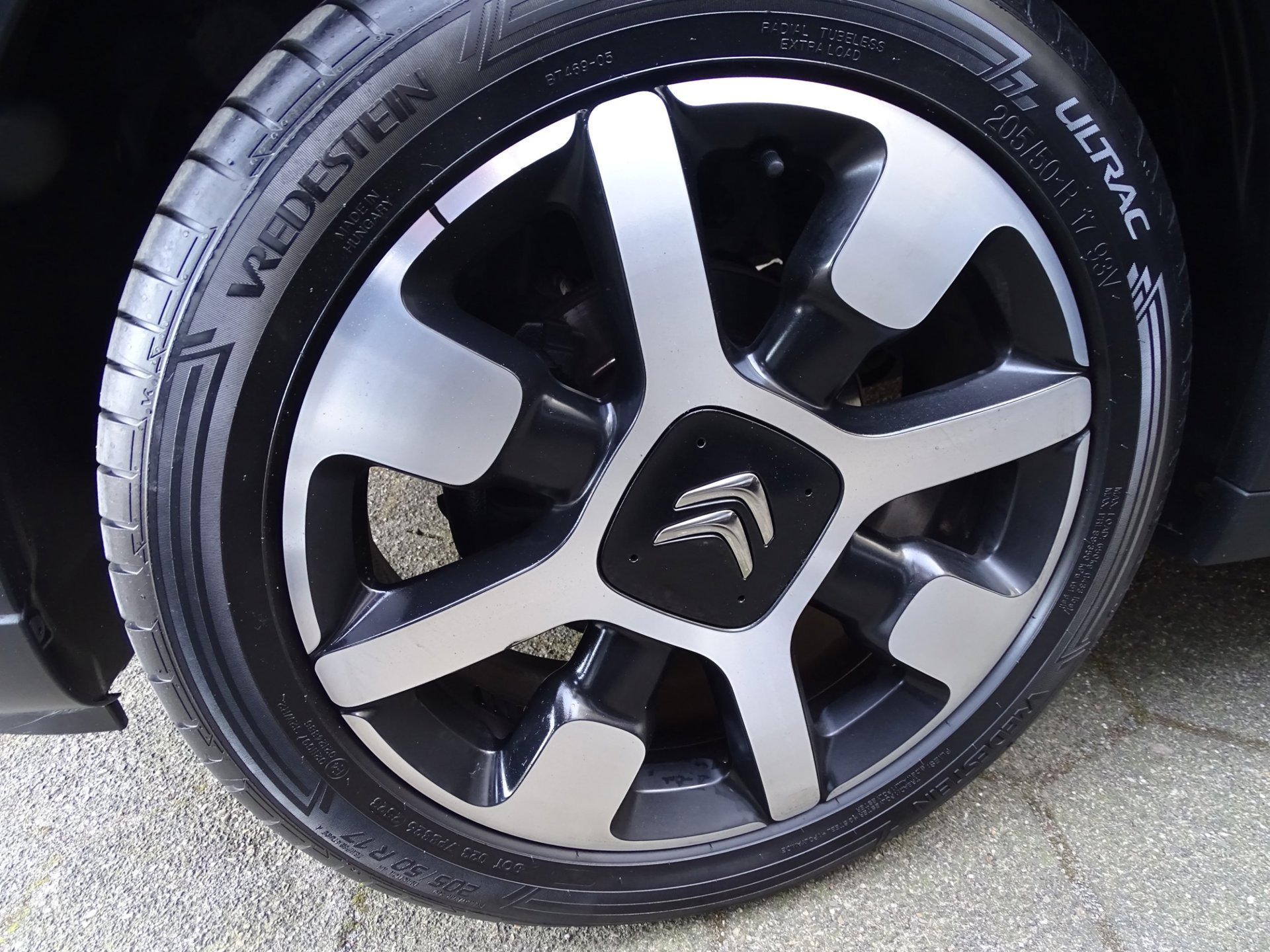 Citroen C3 1.2 PureTech Shine (2017), foto 14