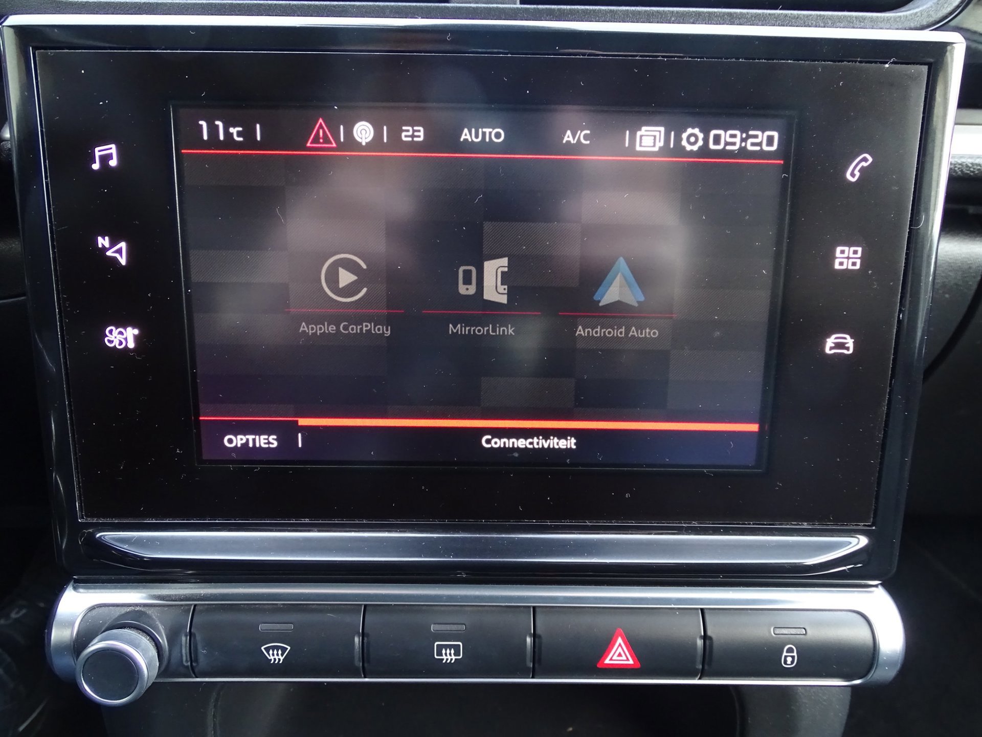 Citroen C3 1.2 PureTech Shine (2017), foto 21
