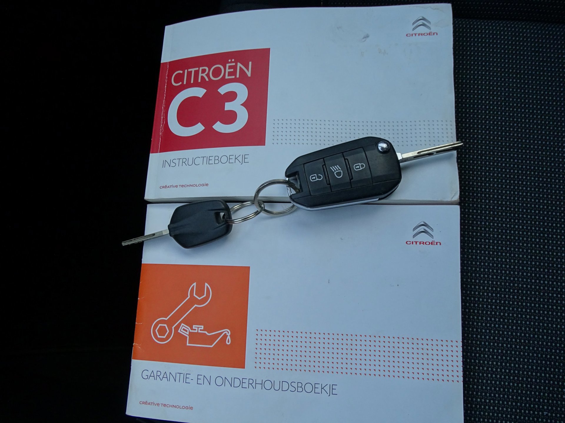 Citroen C3 1.2 PureTech Shine (2017), foto 22