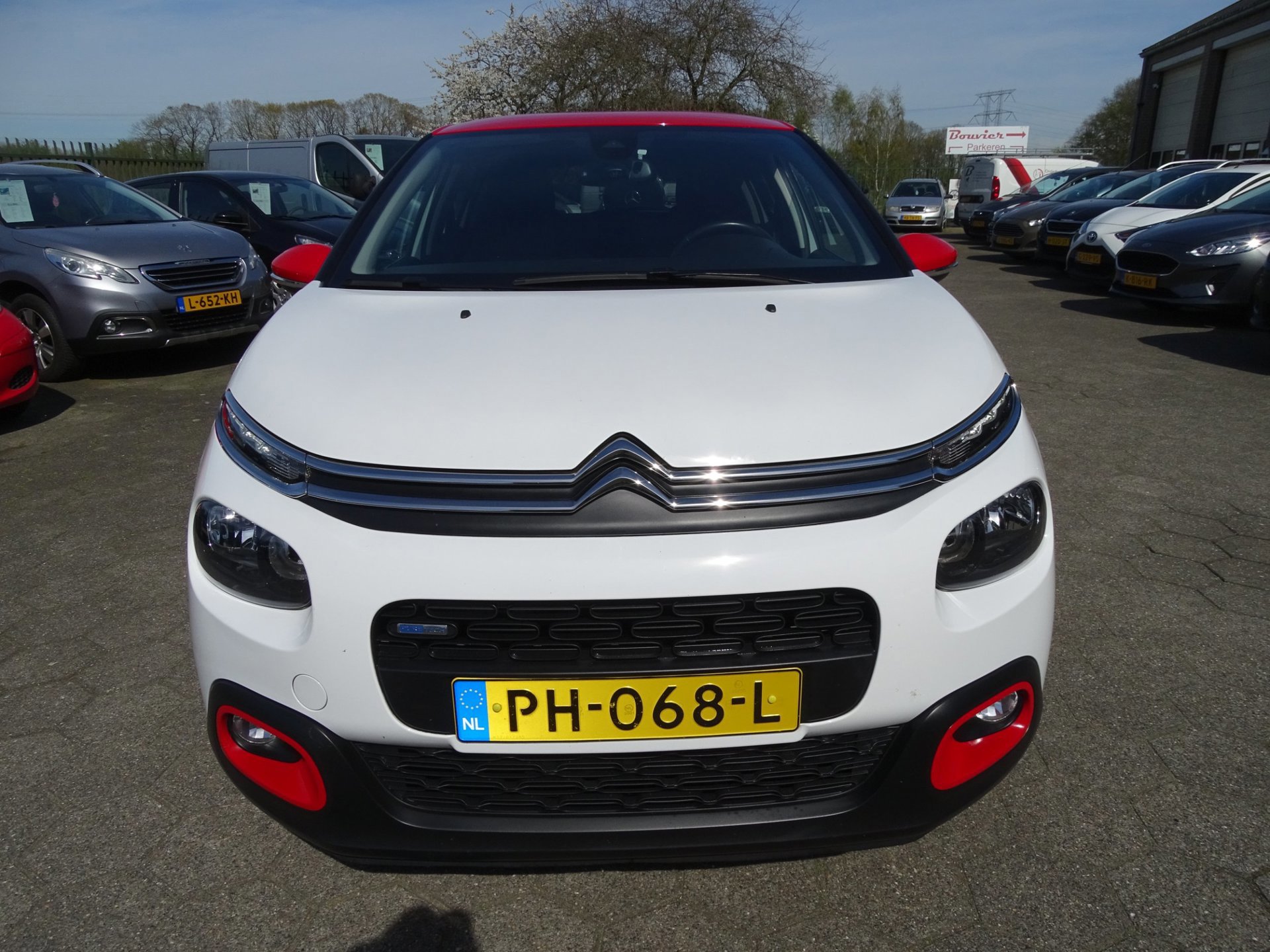 Citroen C3 1.2 PureTech Shine (2017), foto 5