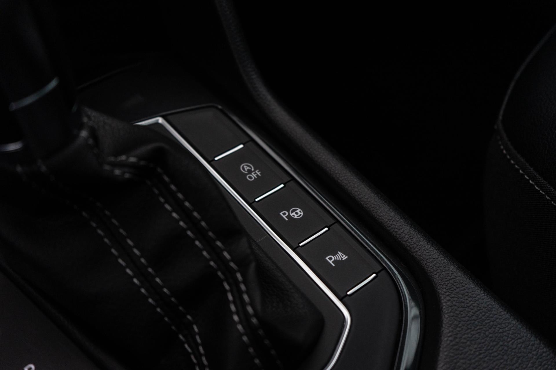 Volkswagen Tiguan 2.0 TSI 220PK 4Motion R Line (2017), foto 28