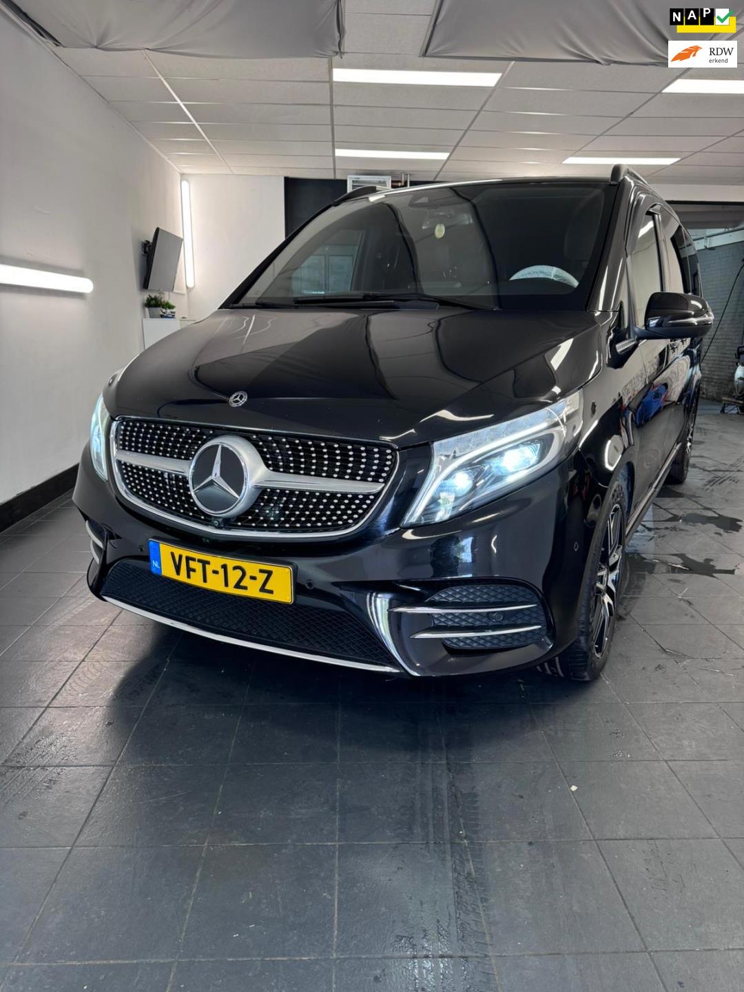 Mercedes-Benz V-klasse 300d Extra Lang DC Avantgarde Edition (2020), foto 1