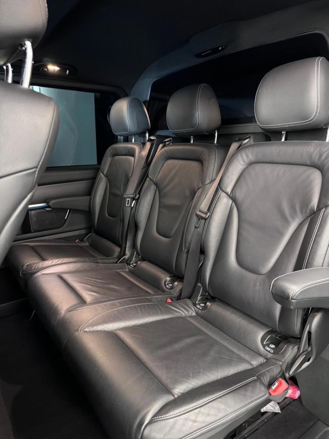 Mercedes-Benz V-klasse 300d Extra Lang DC Avantgarde Edition (2020), foto 11