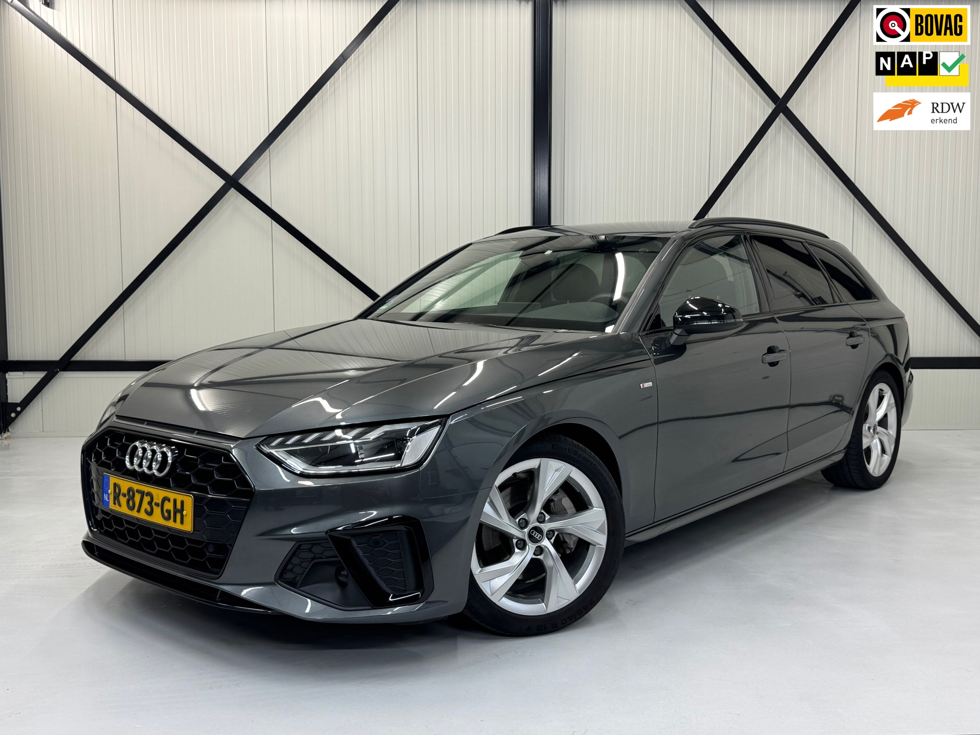 Audi A4 Avant 40 TFSI S edition Competition (2022), foto 1